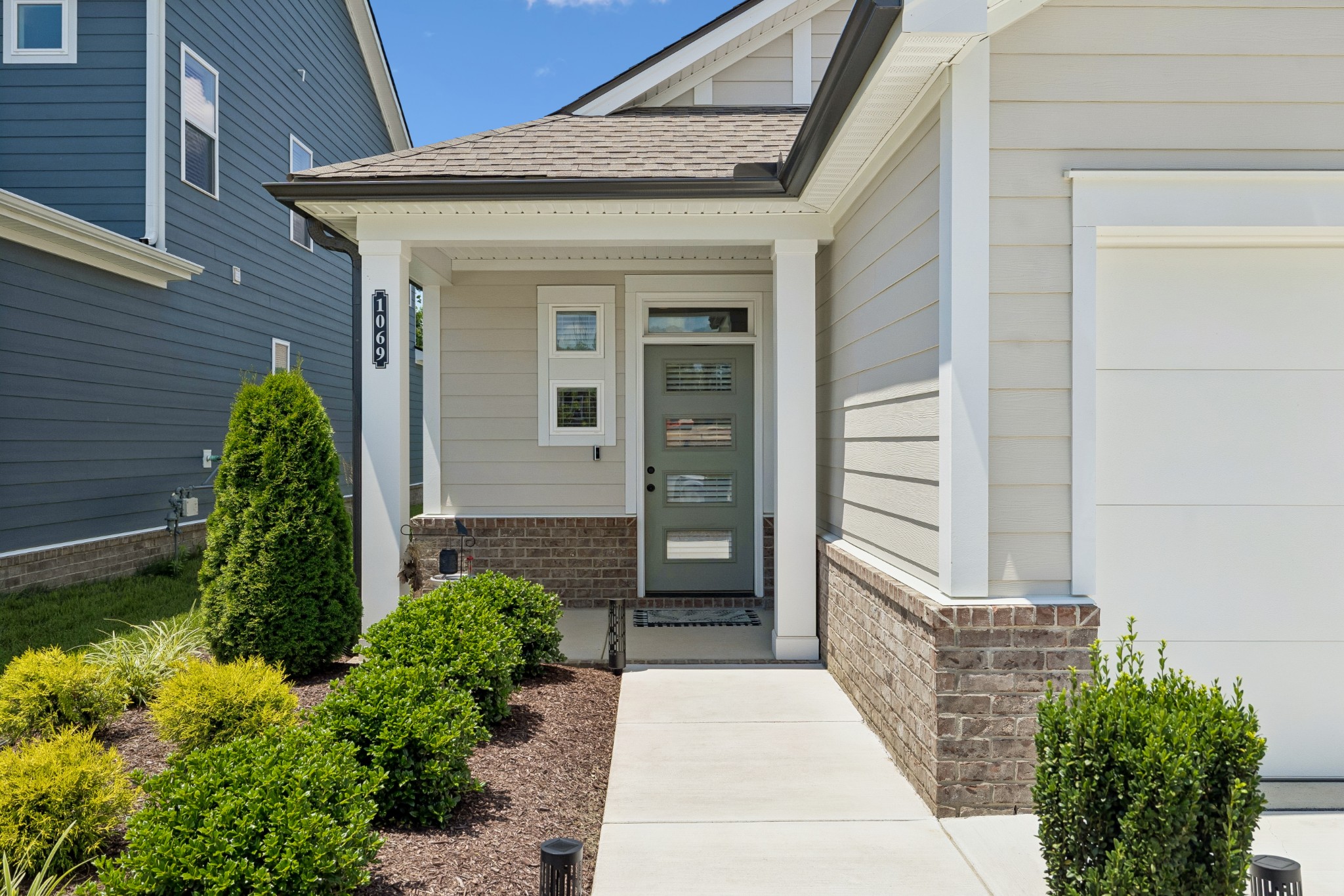 1069 Linn Cove Ct