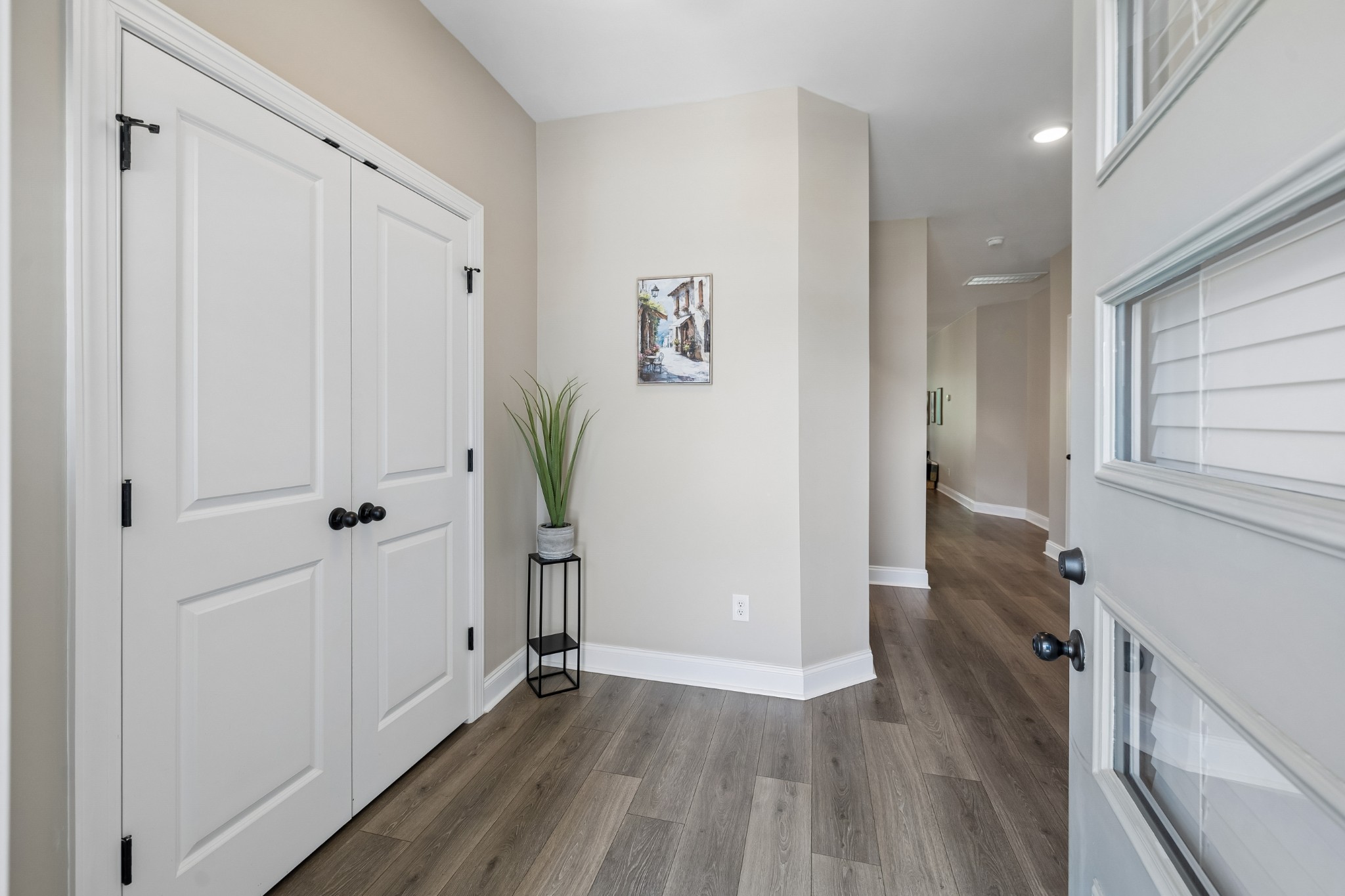 1069 Linn Cove Ct