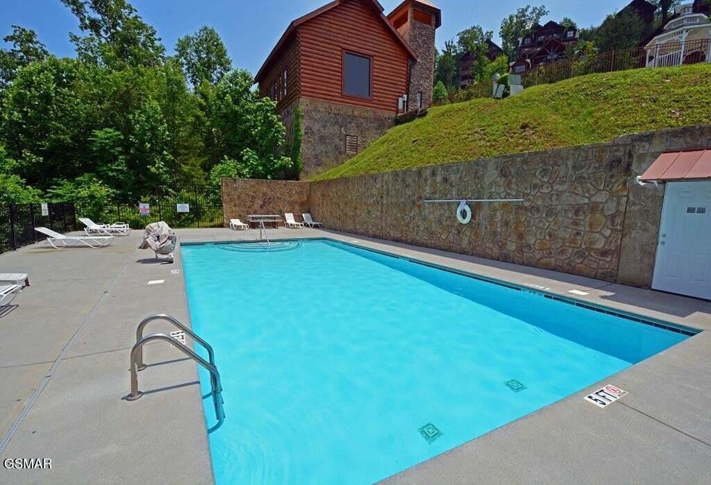1740 High Rock Way