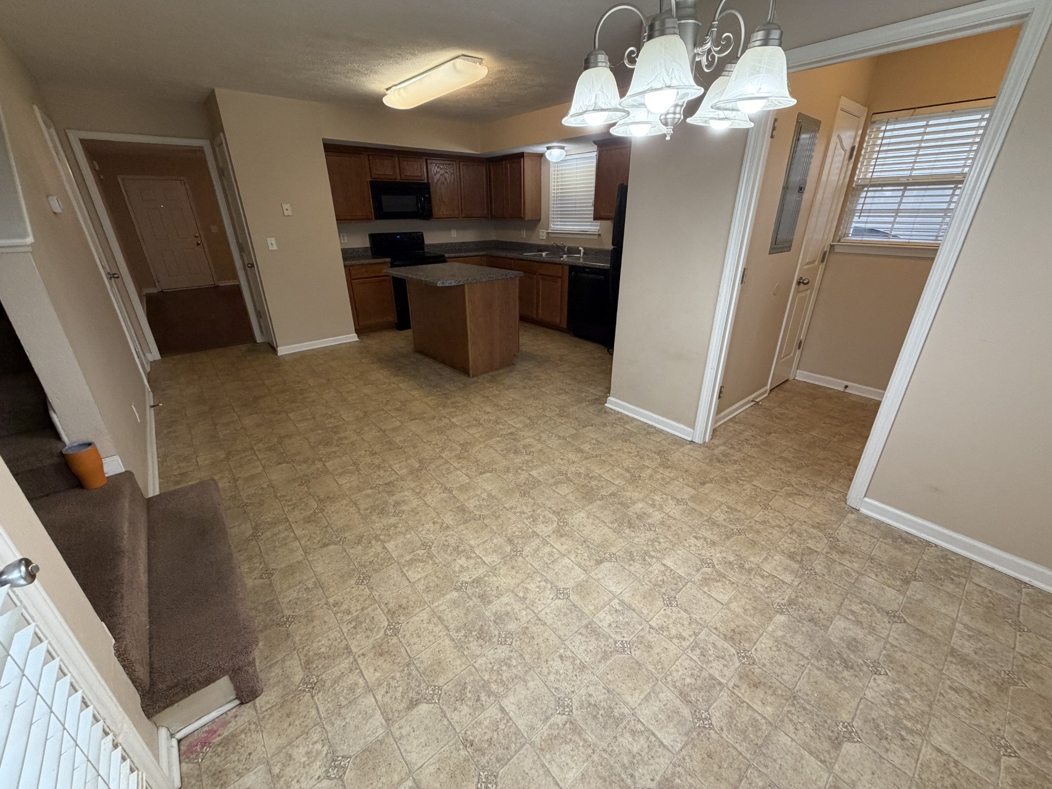 865 Maricopa Dr