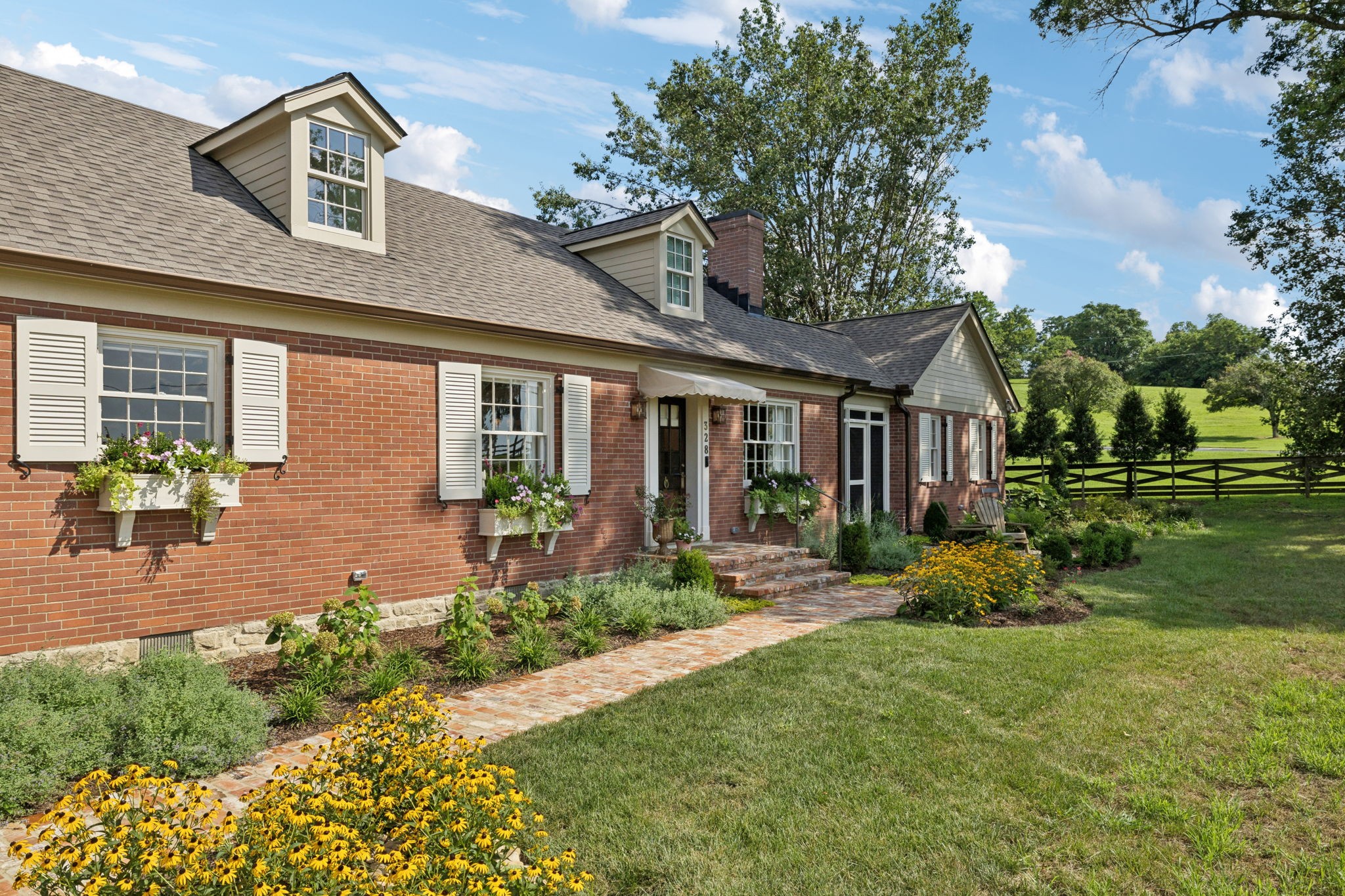 328 Franklin Rd