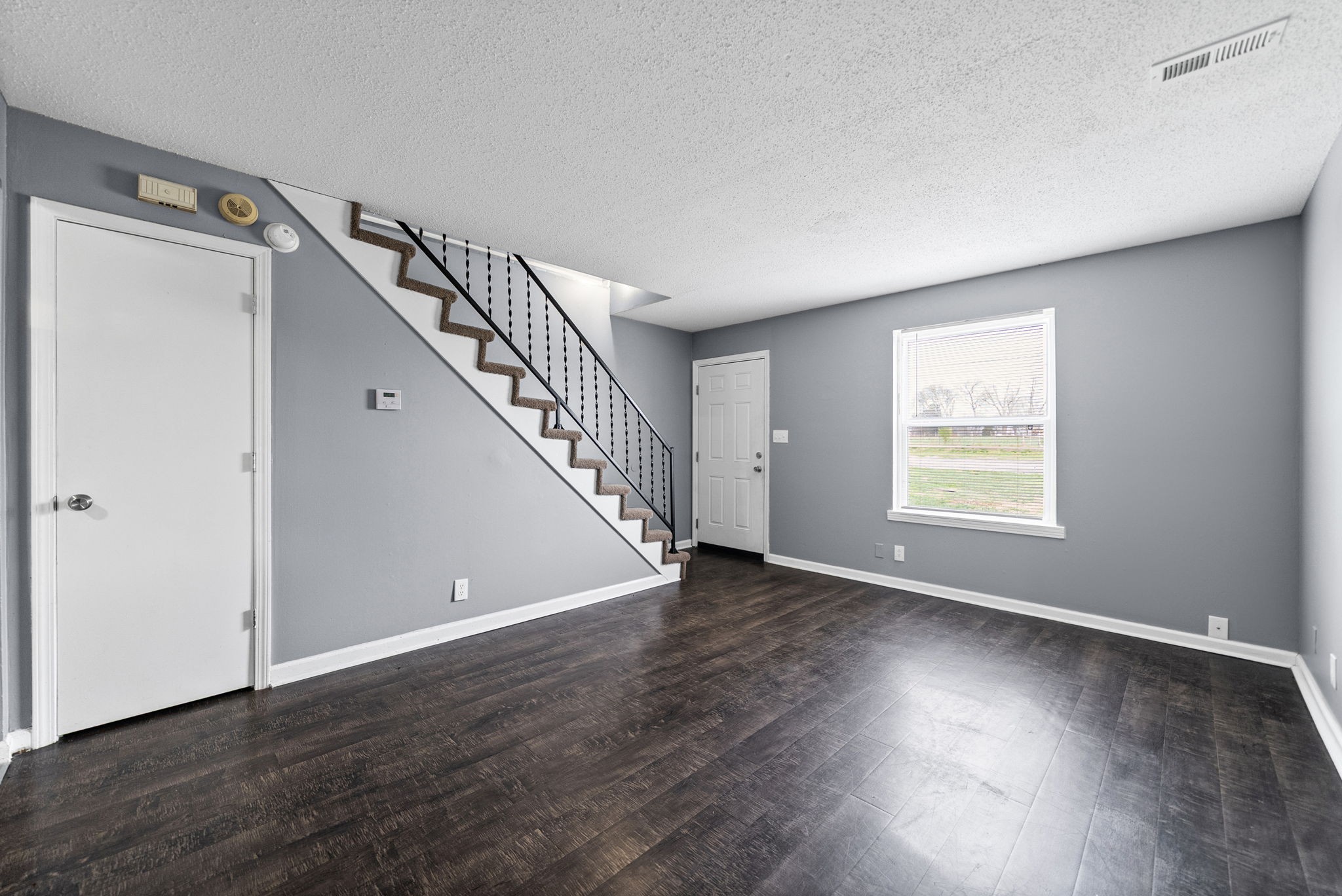 1269 Stateline Rd 40