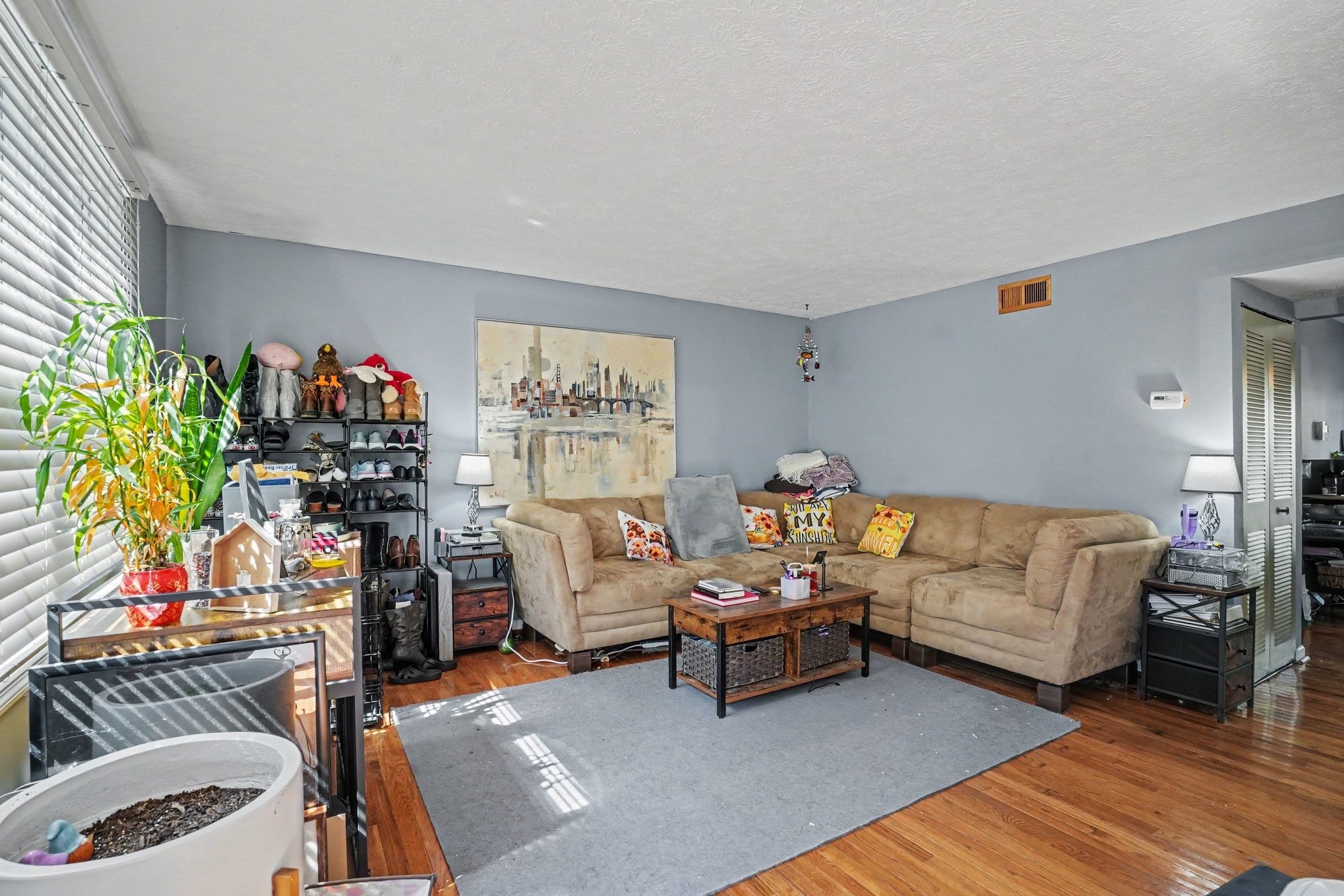 129 Five Oaks Dr
