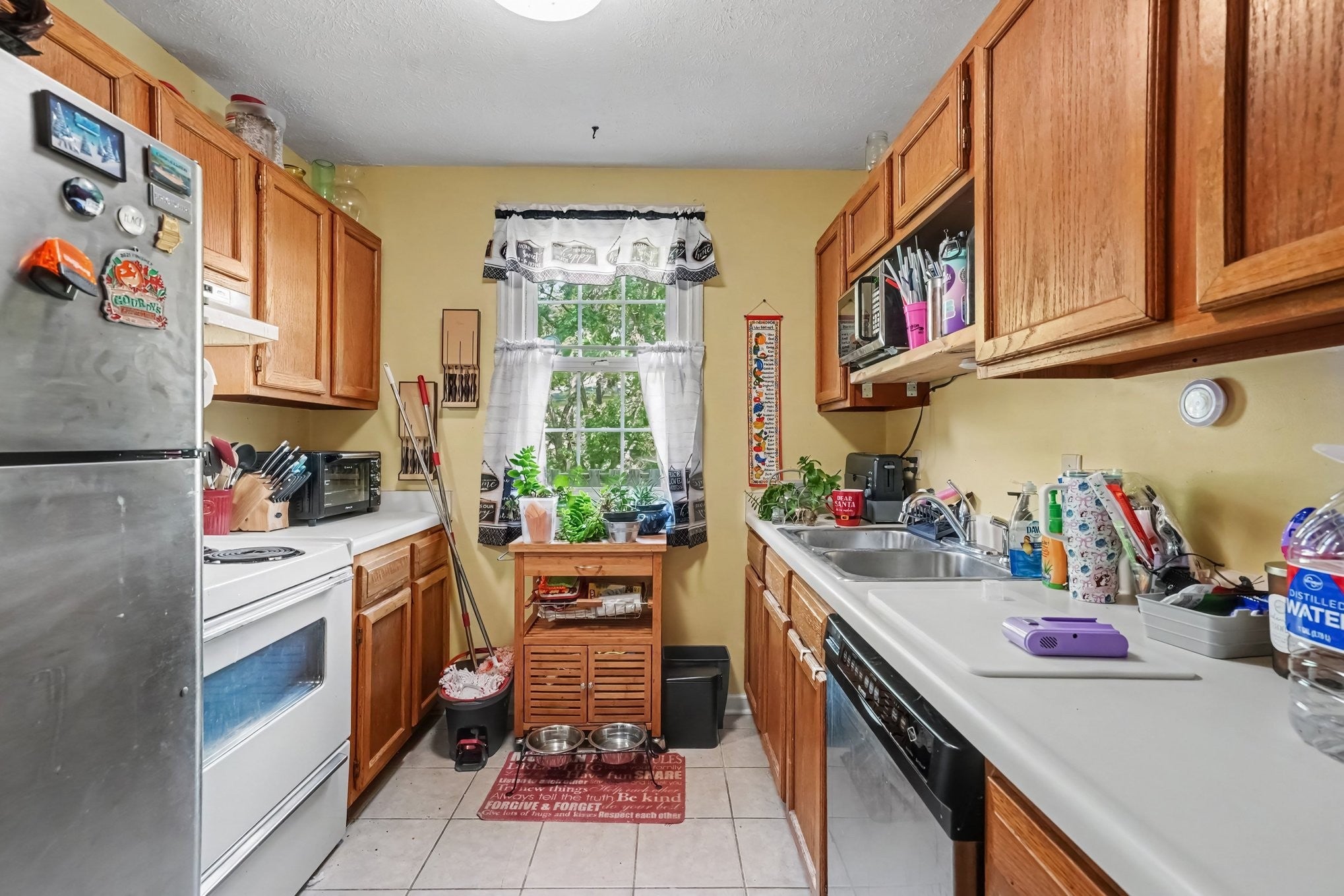 129 Five Oaks Dr