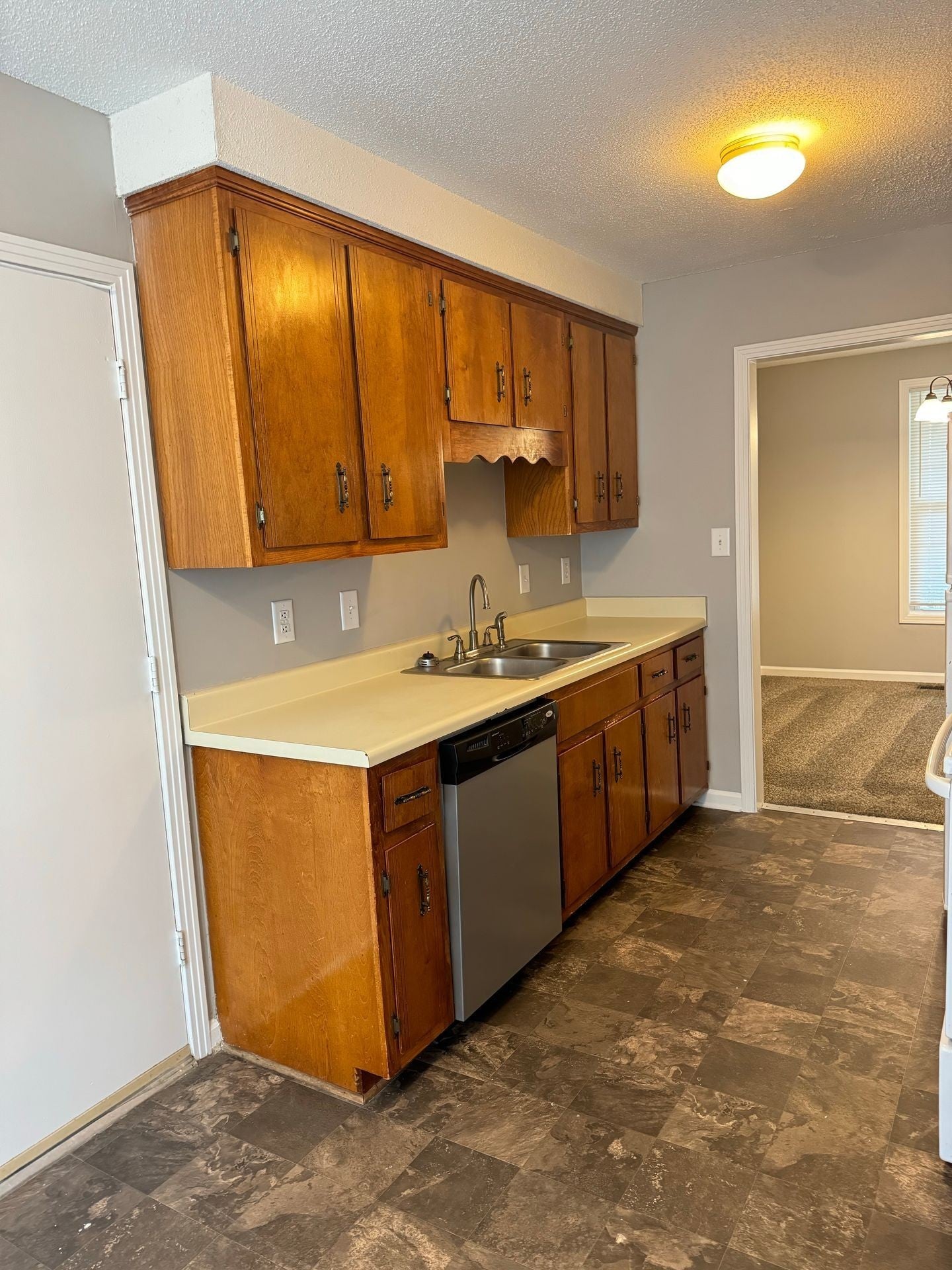 104 Cornelia Ct