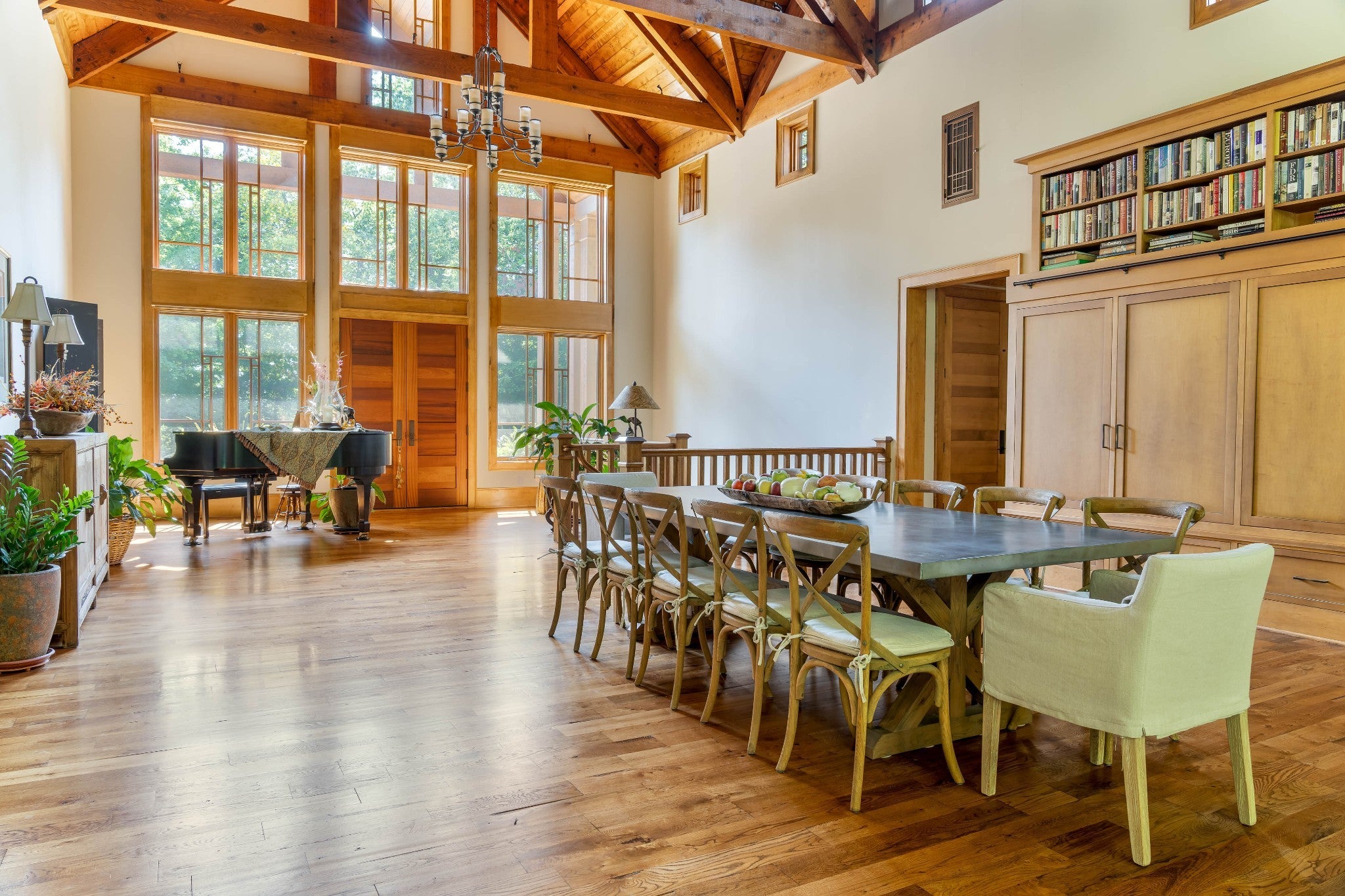 4085 New Highway 96 W