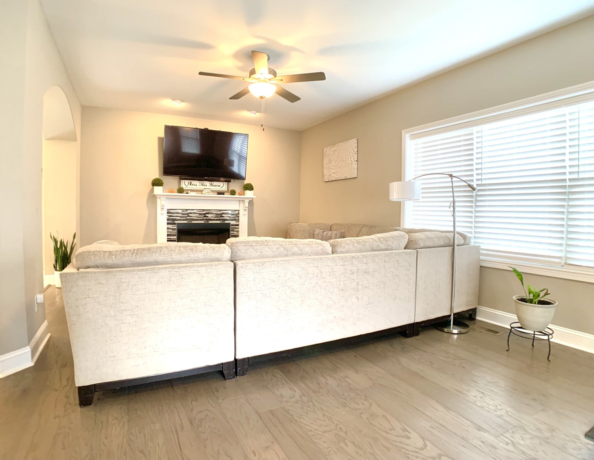 1376 Apple Blossom Rd