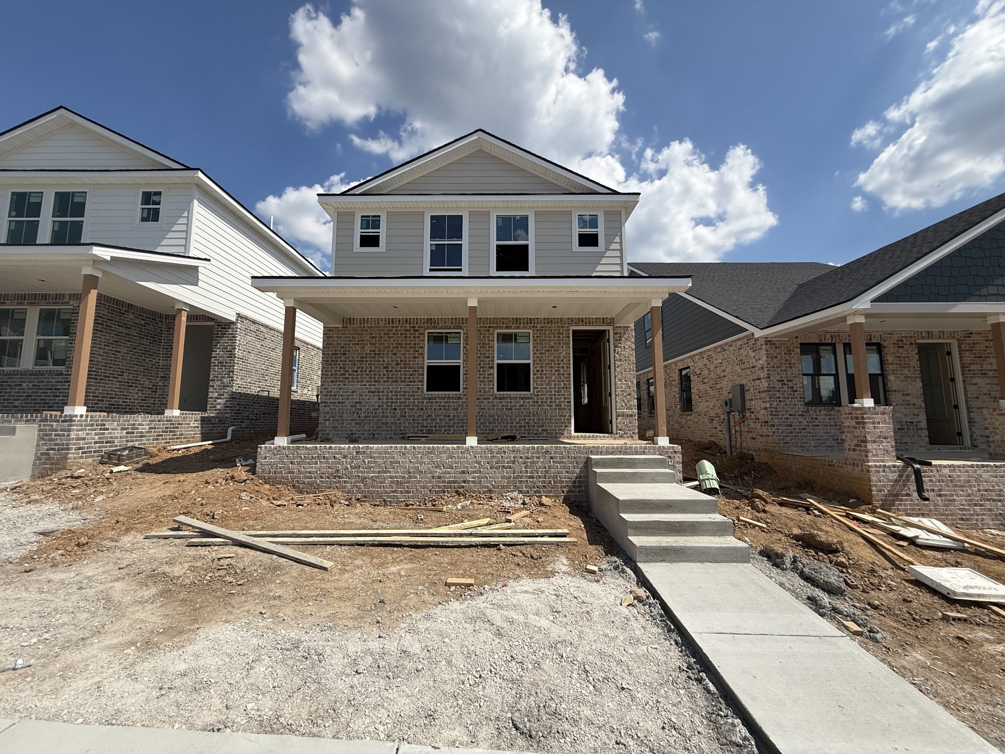 5-bed listing at 372 Hocking Court, Franklin