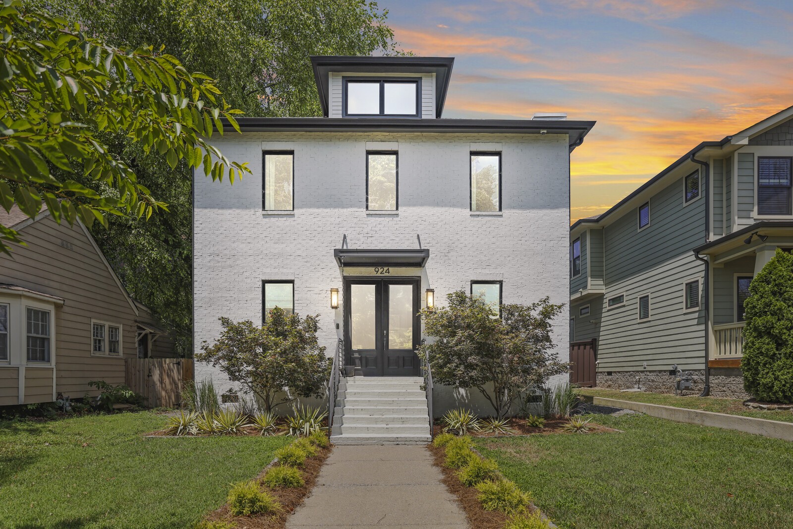 View Nashville, TN 37204 house
