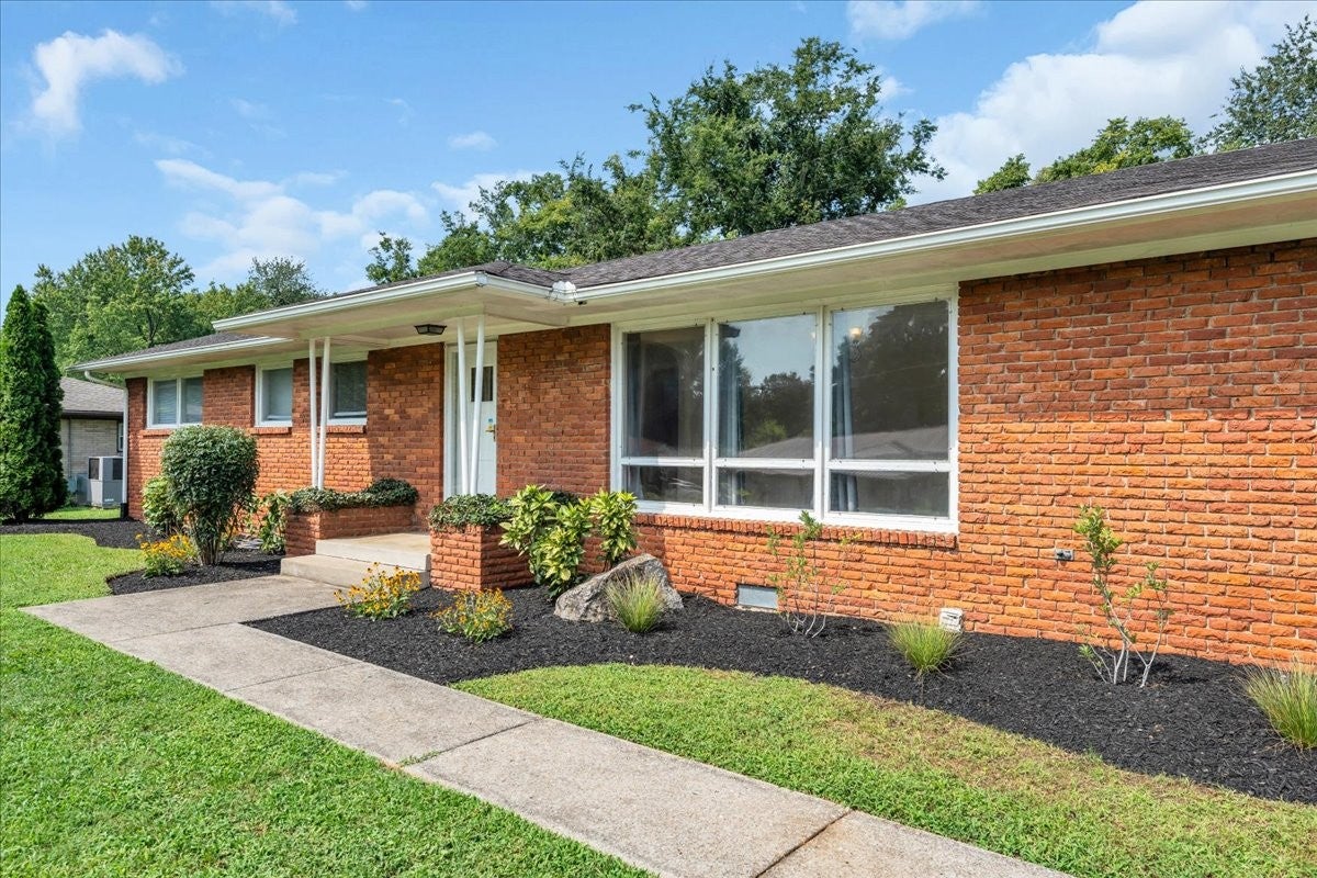 1014 Kirkwood Ave