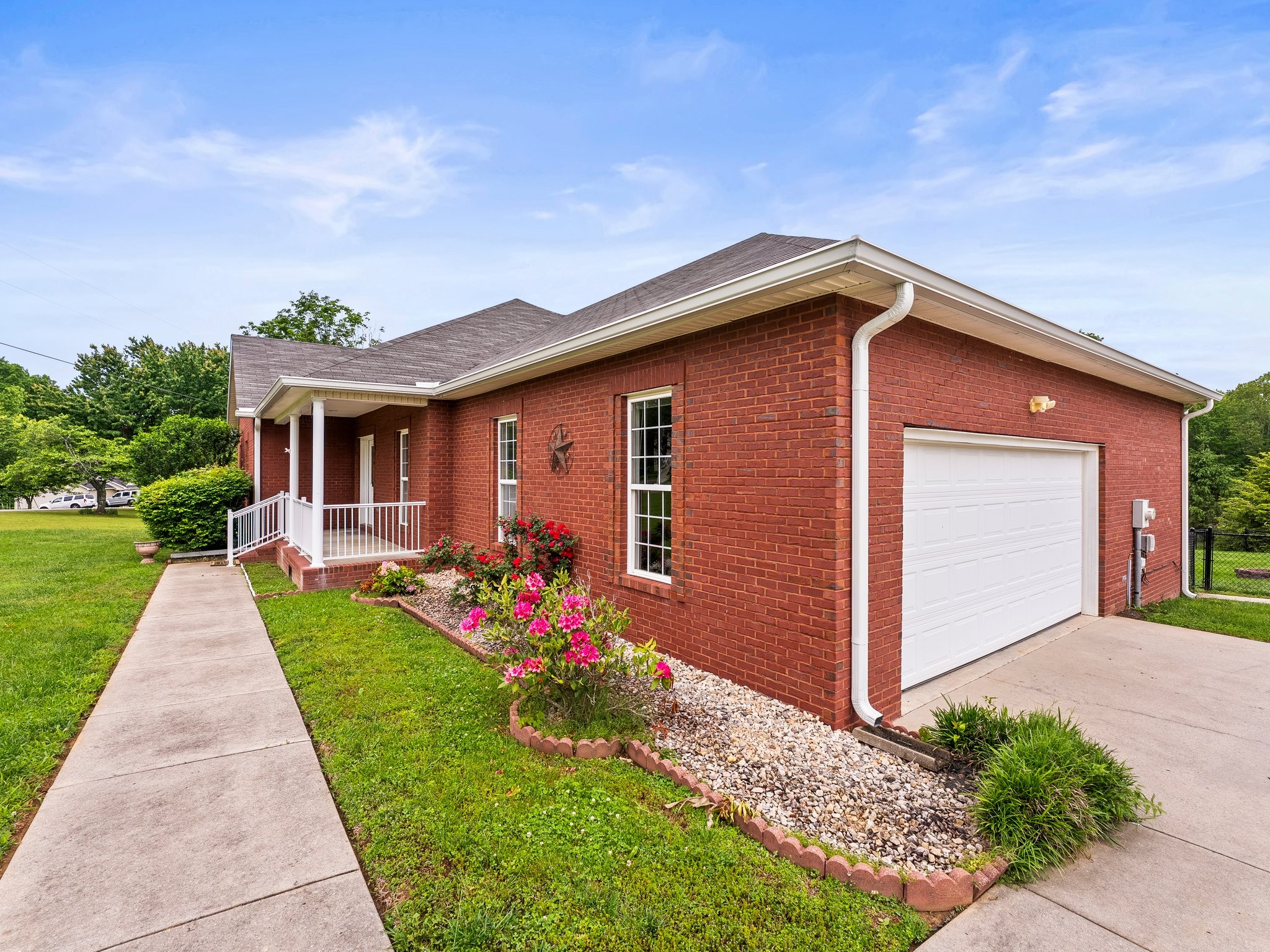 416 Overlook Cir