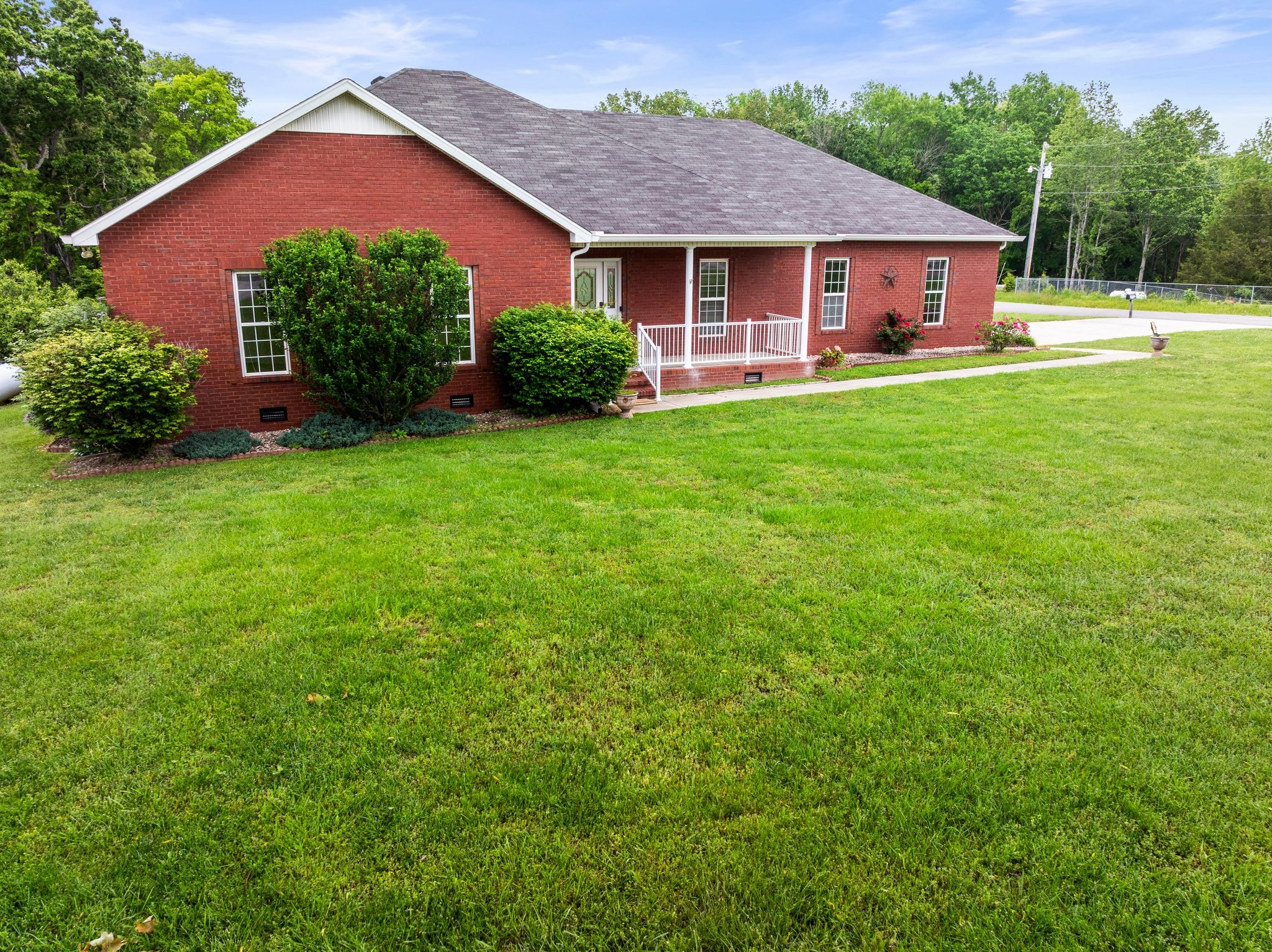 416 Overlook Cir