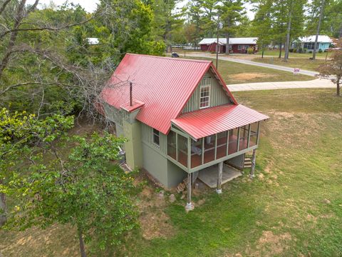 4428 Deer Creek Rd Linden TN 37096