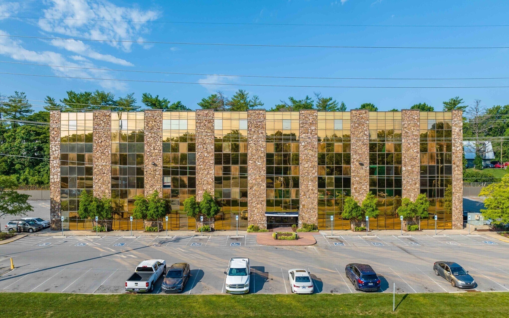 1161 Murfreesboro Pike 300