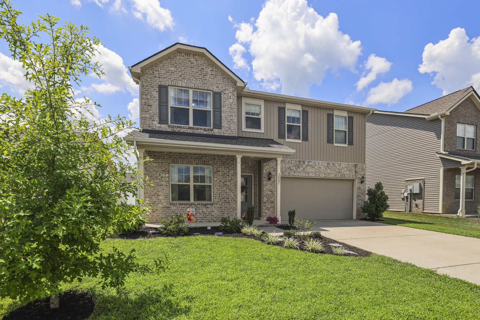 3007 Bishop Ln