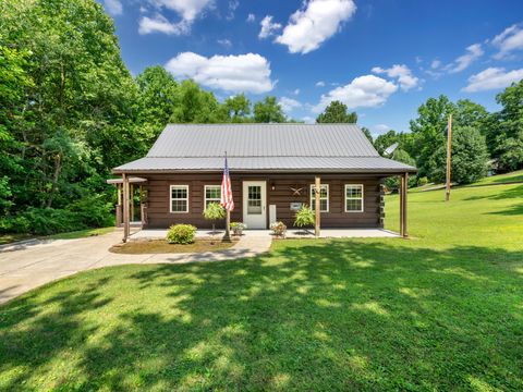 223 Oak Tree Dr Big Rock TN 37023