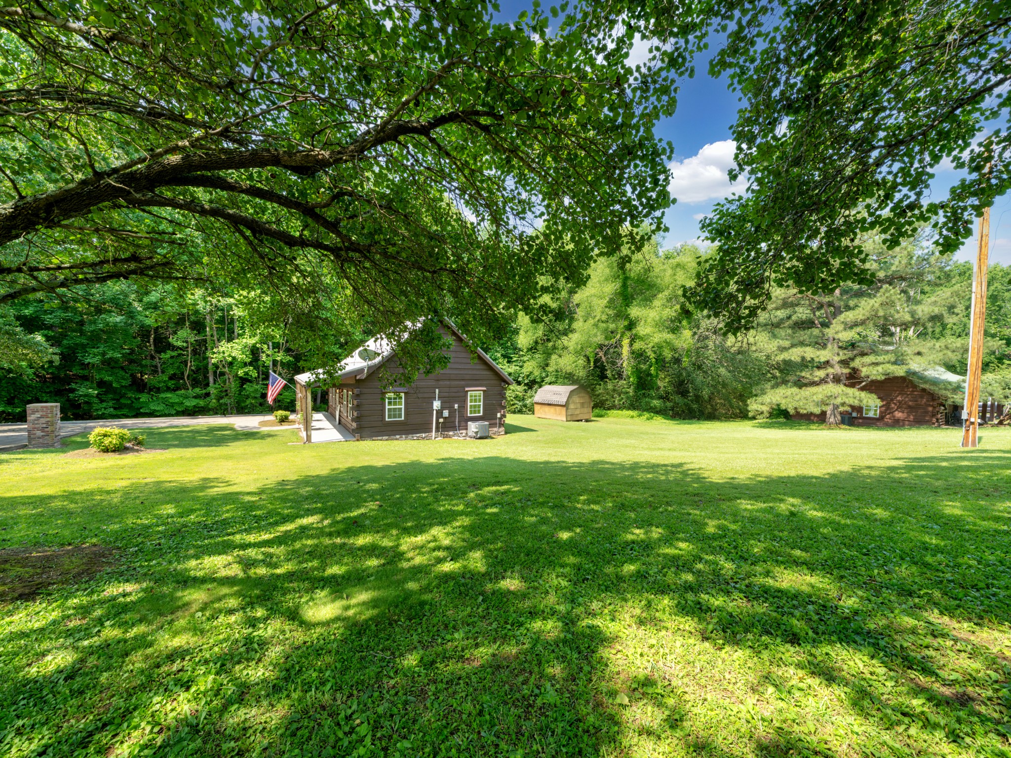 223 Oak Tree Dr