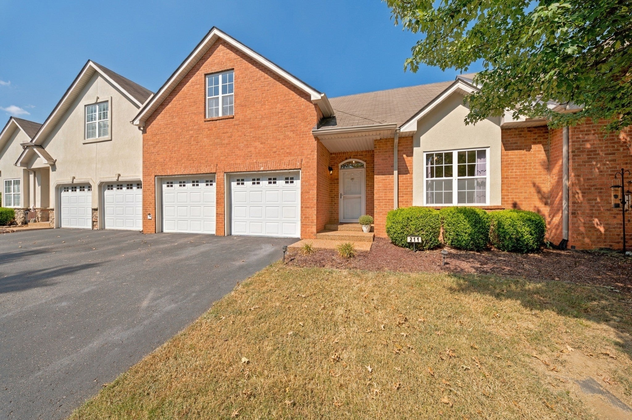 3-bed listing at 2521 Pennington Bend Rd 211, Nashville