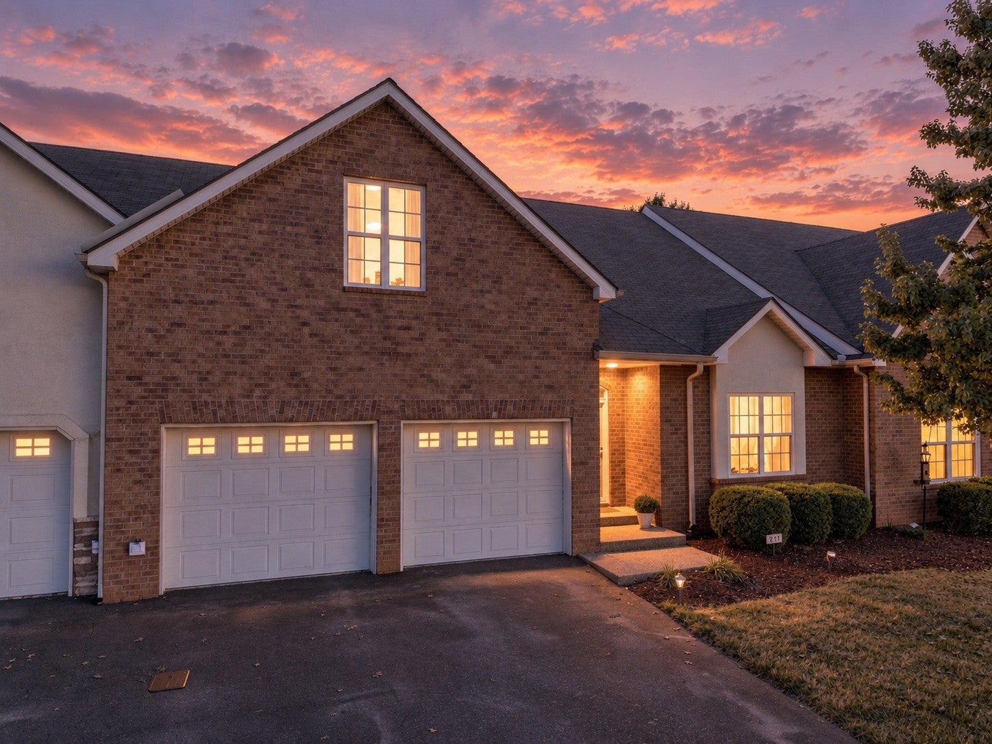 2521 Pennington Bend Rd 211