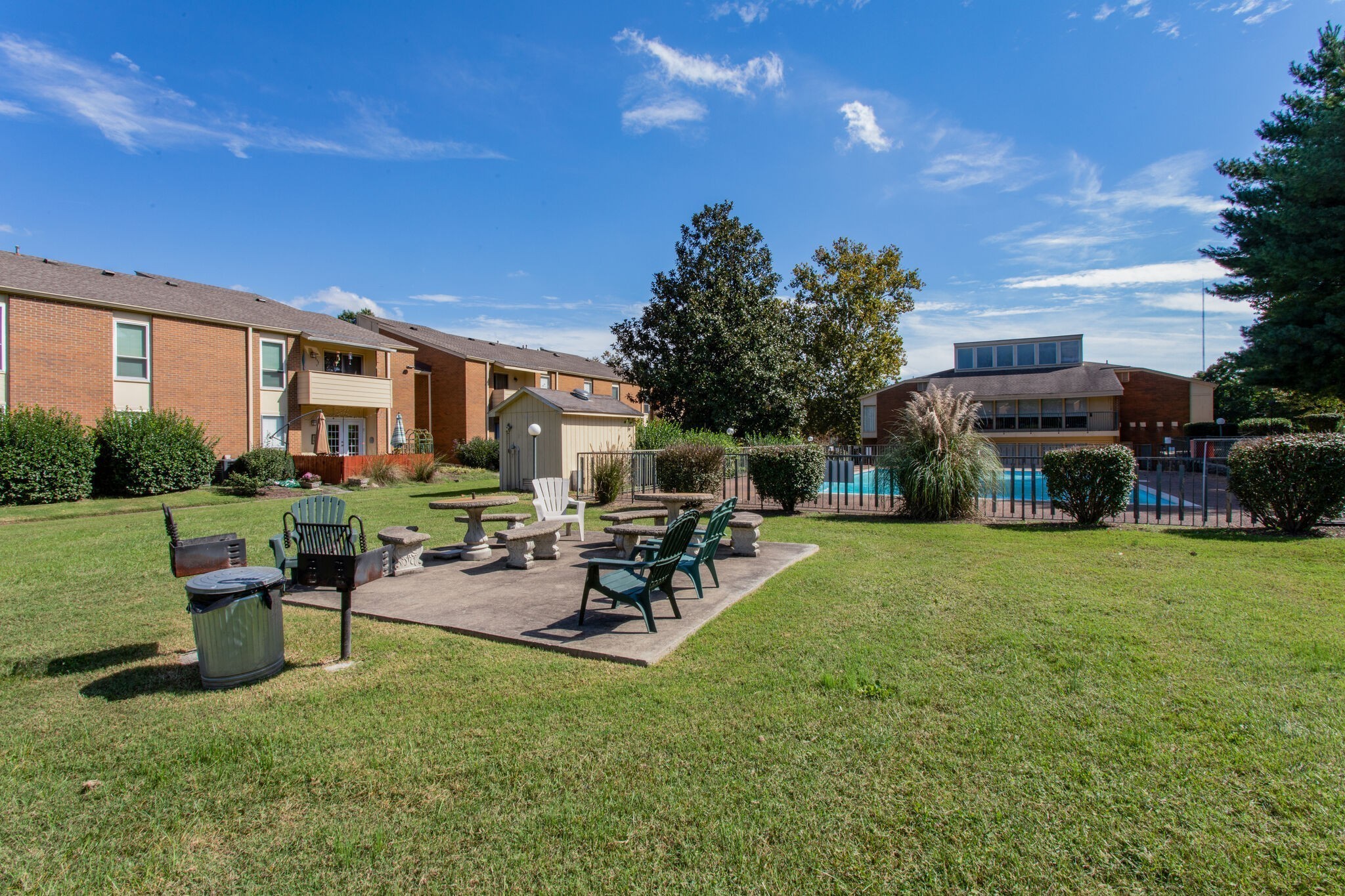 515 Basswood Ave 83