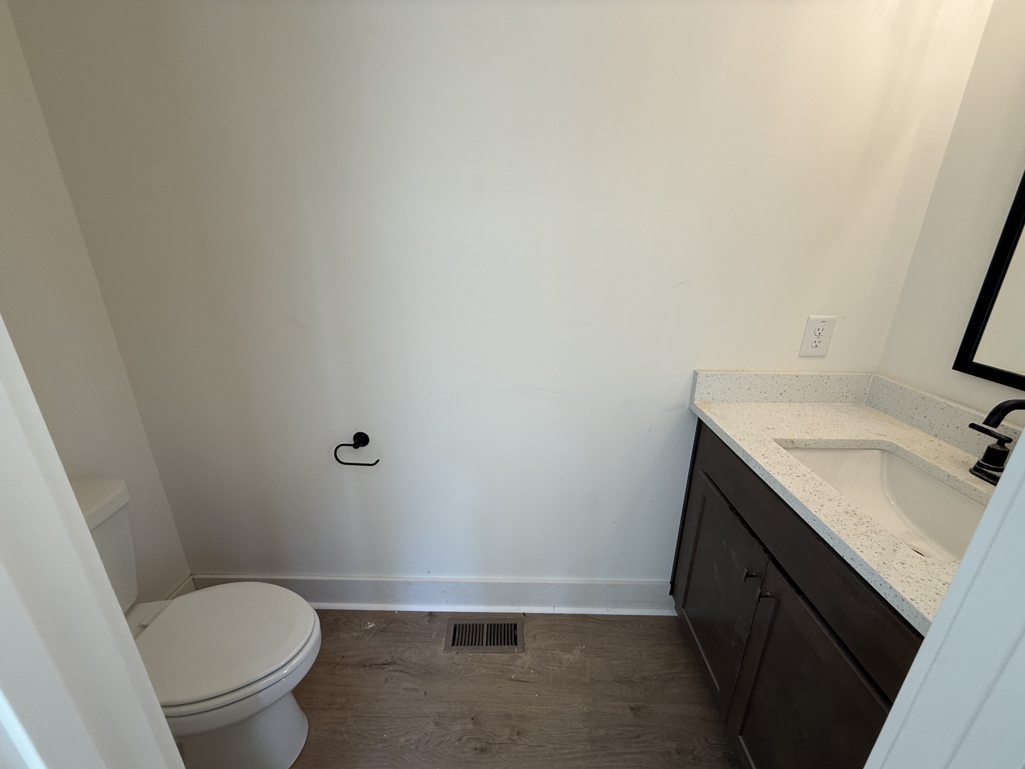 194 Dewberry Ct