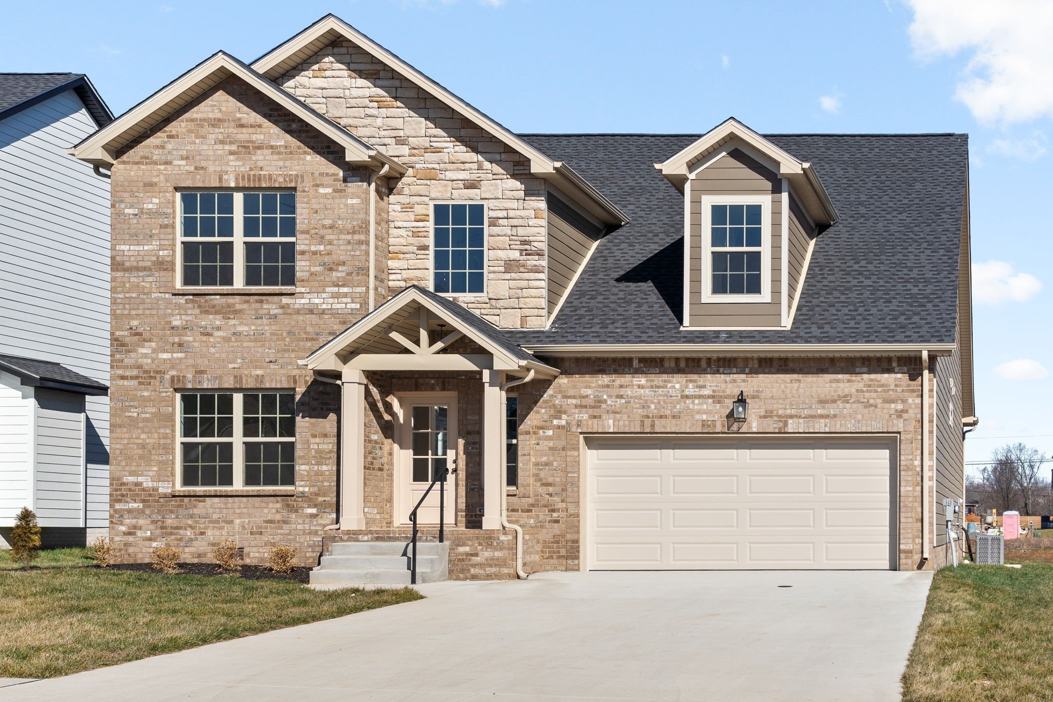 194 Dewberry Ct