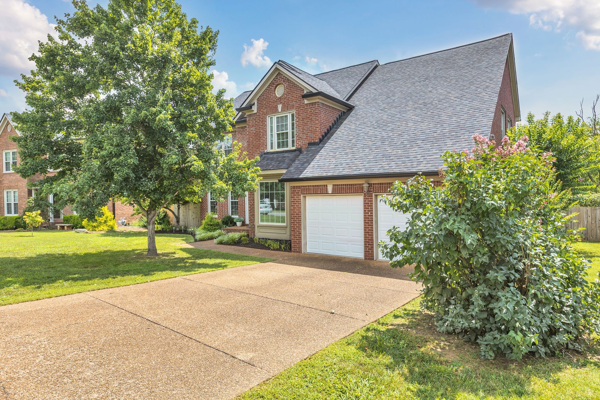 3126 Bush Dr