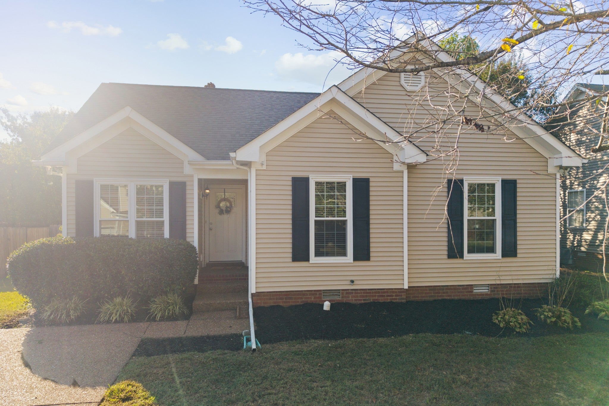 1140 Summerville Cir