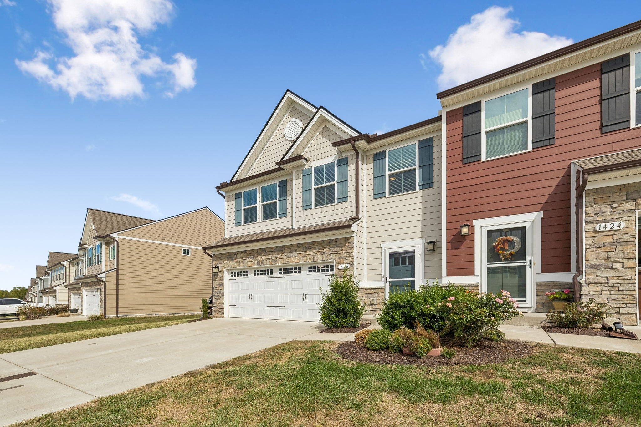 1426 Carderock Springs Dr