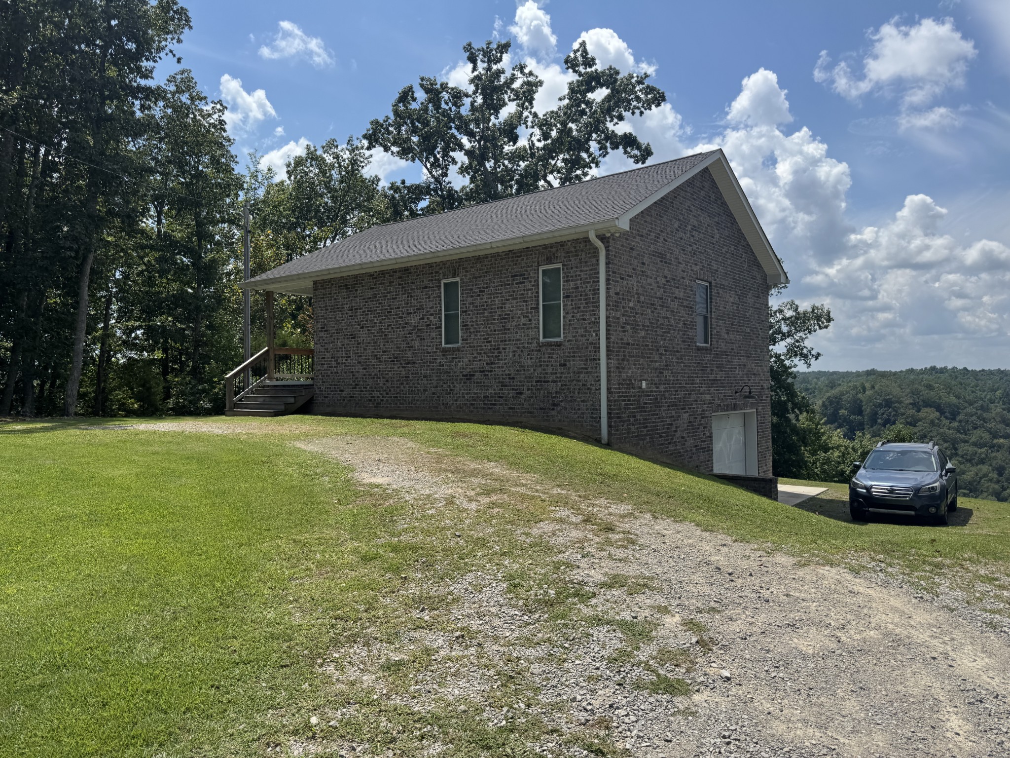 385 Oak Dr