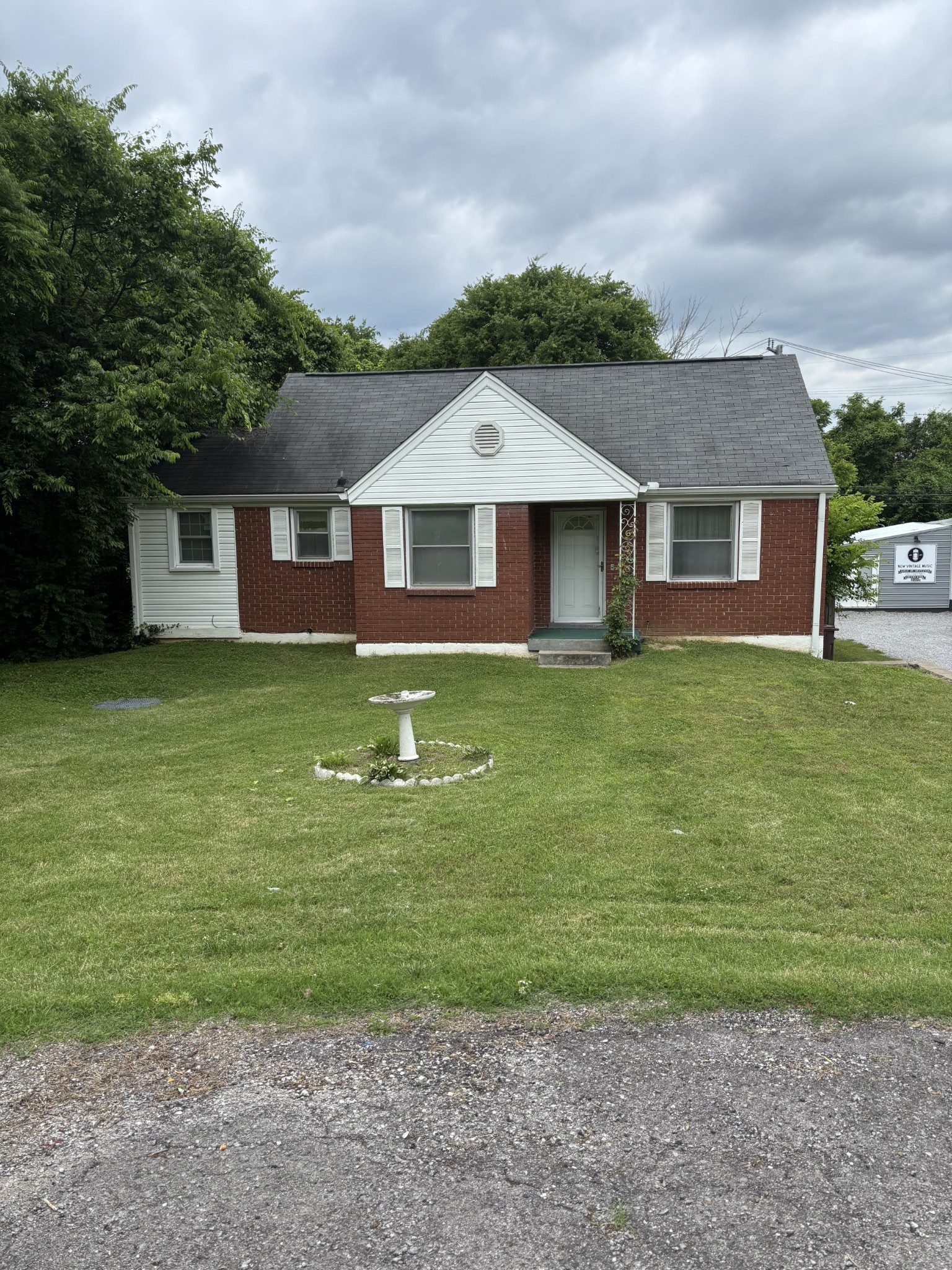 1206 Coreland Dr