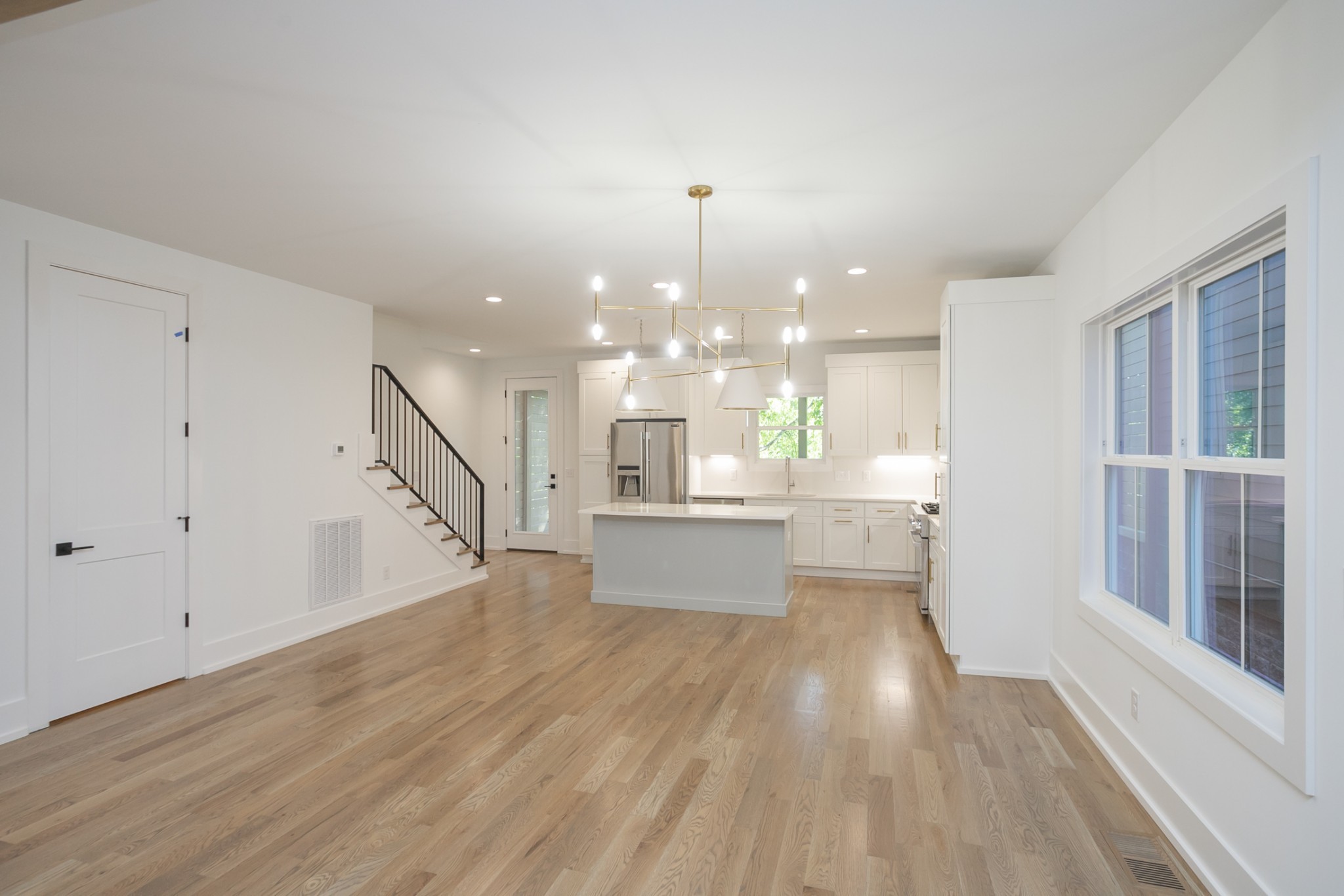 Nashville, Tennessee 37209, United States, 3 Bedrooms Bedrooms, ,3 BathroomsBathrooms,Residential,Active,143009