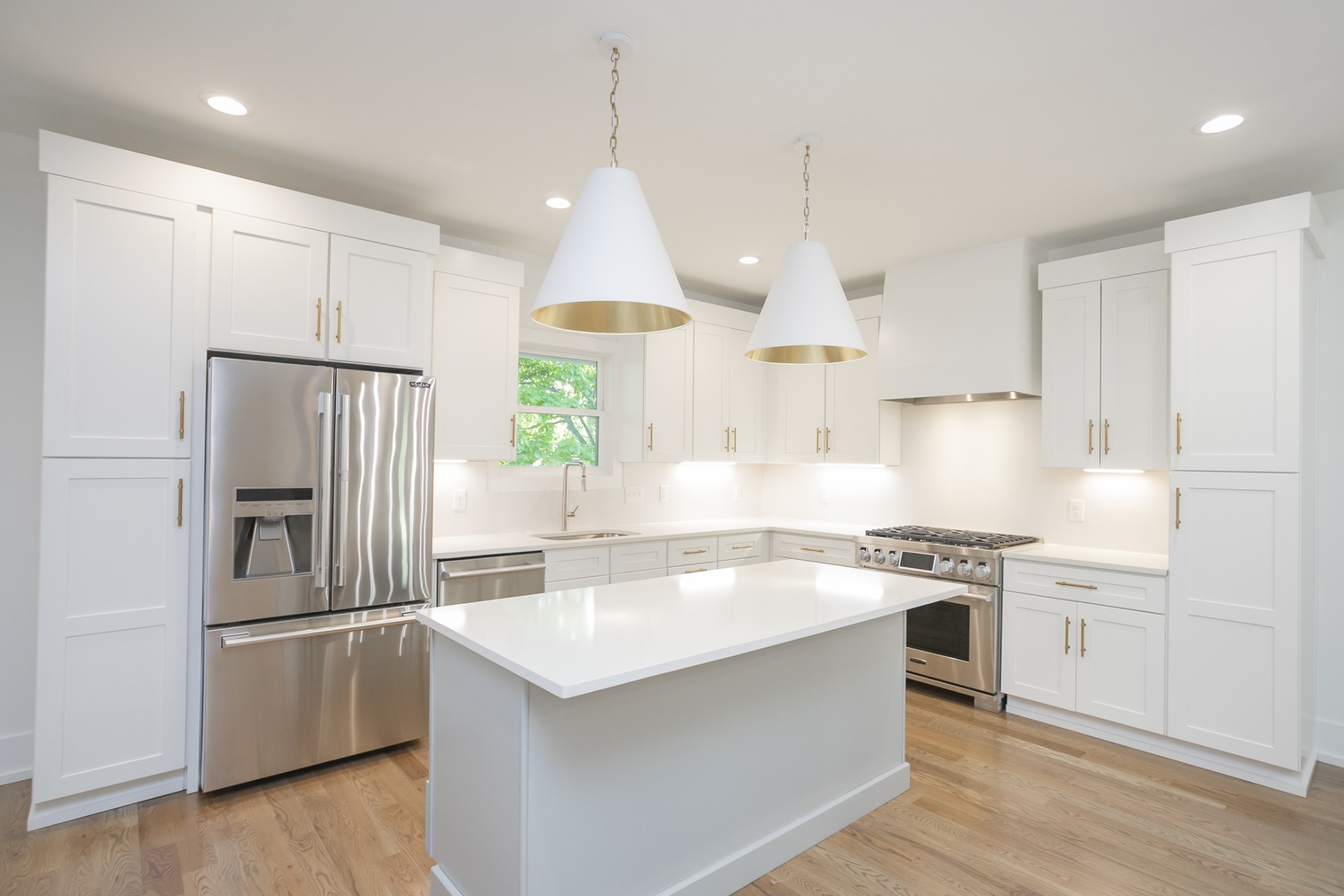 Nashville, Tennessee 37209, United States, 3 Bedrooms Bedrooms, ,3 BathroomsBathrooms,Residential,Active,143009