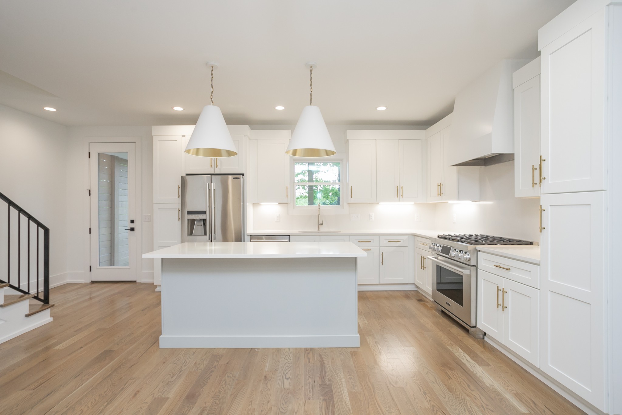 Nashville, Tennessee 37209, United States, 3 Bedrooms Bedrooms, ,3 BathroomsBathrooms,Residential,Active,143009