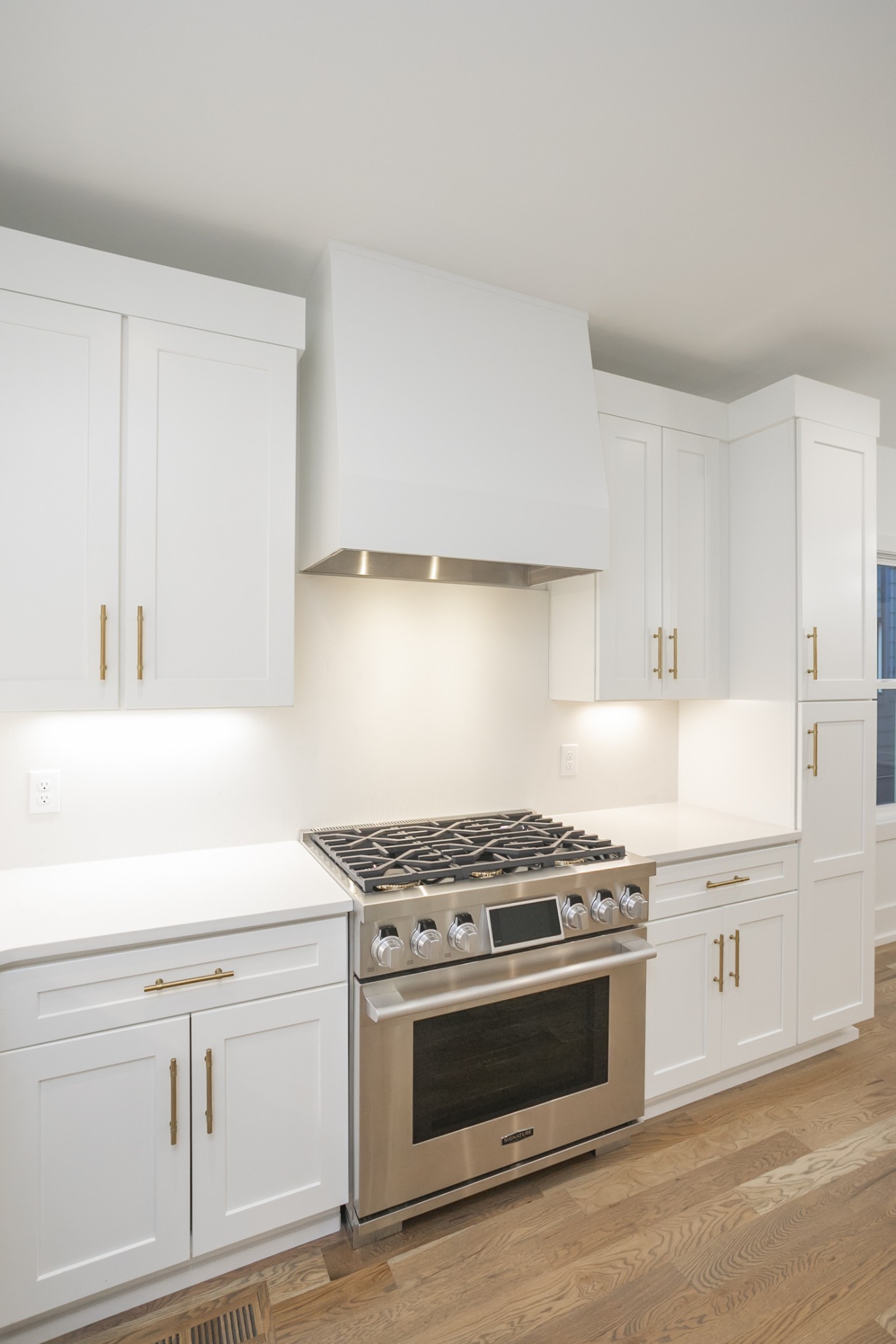 Nashville, Tennessee 37209, United States, 3 Bedrooms Bedrooms, ,3 BathroomsBathrooms,Residential,Active,143009