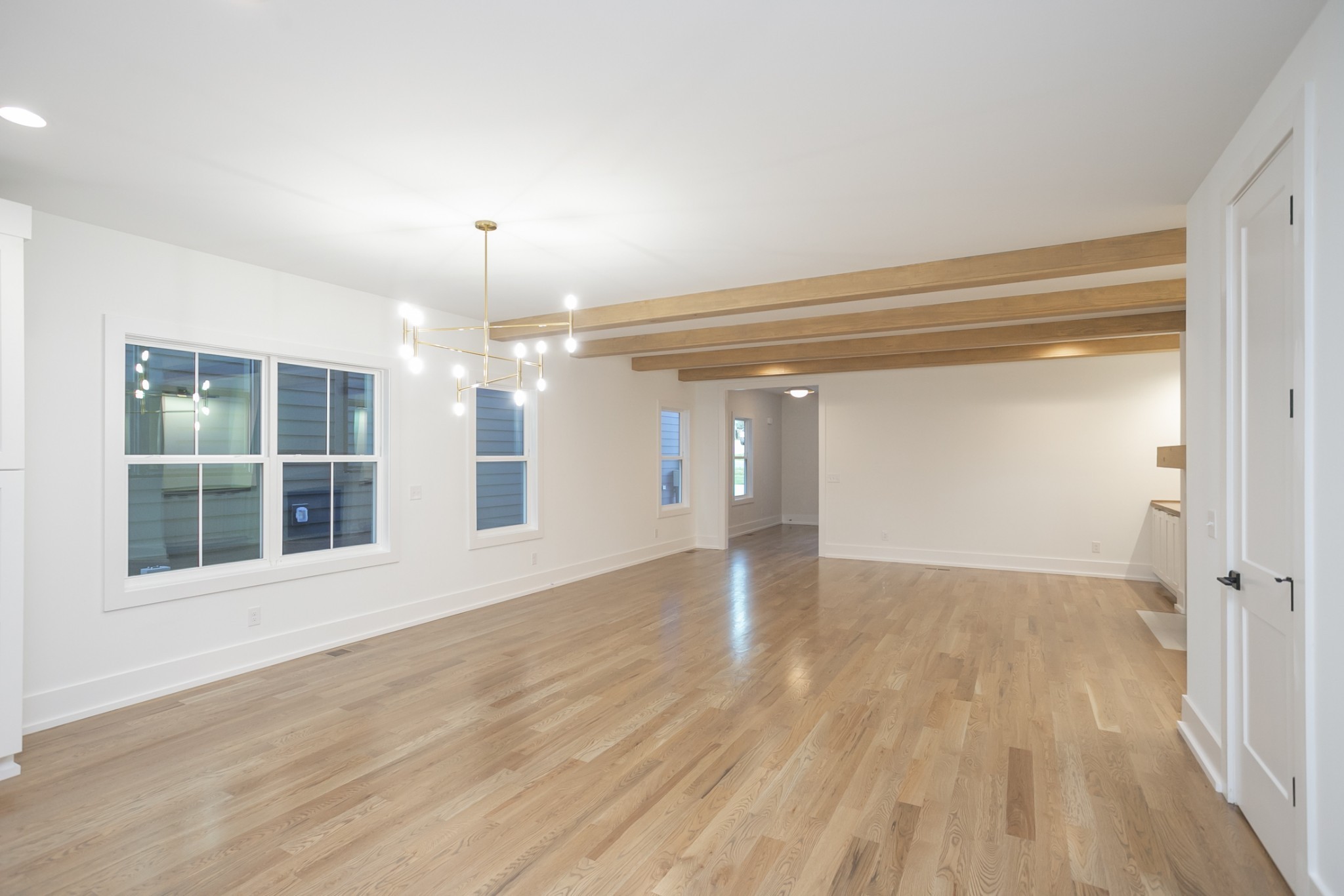 Nashville, Tennessee 37209, United States, 3 Bedrooms Bedrooms, ,3 BathroomsBathrooms,Residential,Active,143009