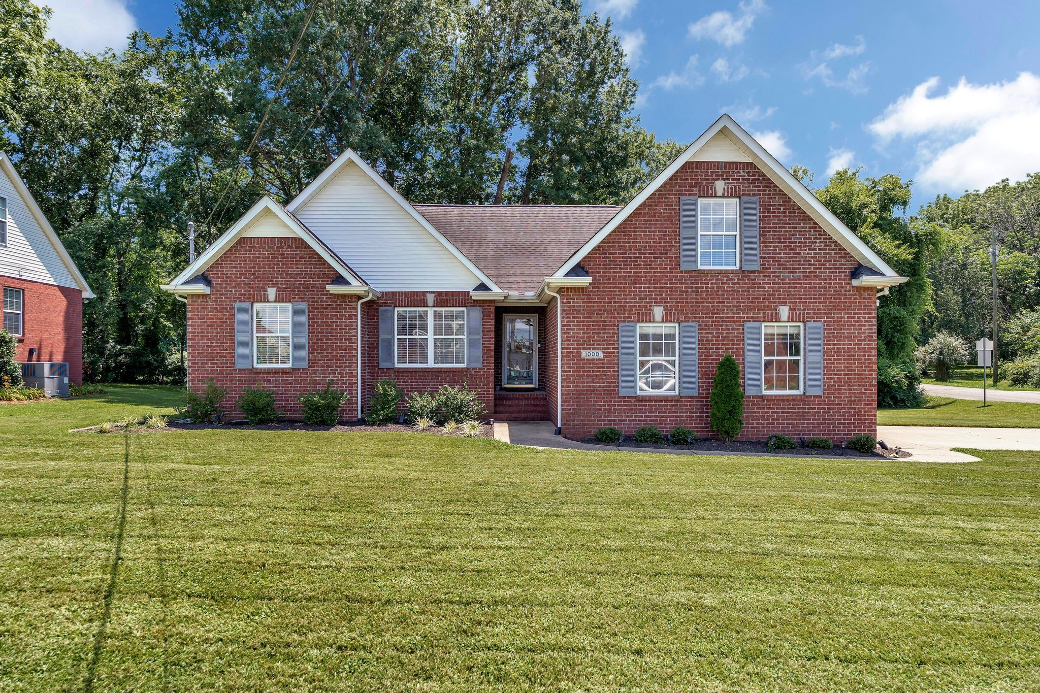 1000 Bolton Dr