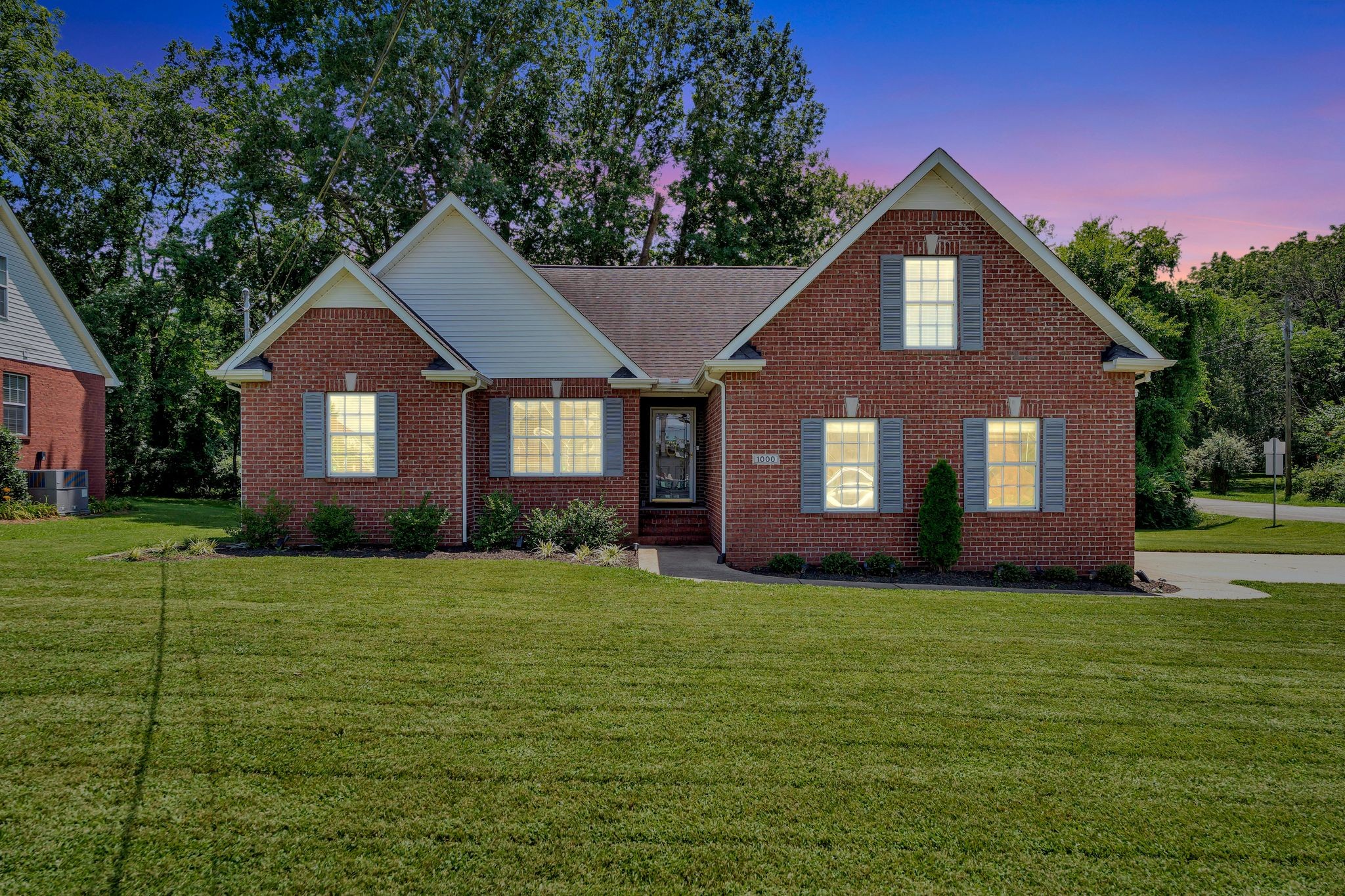 1000 Bolton Dr