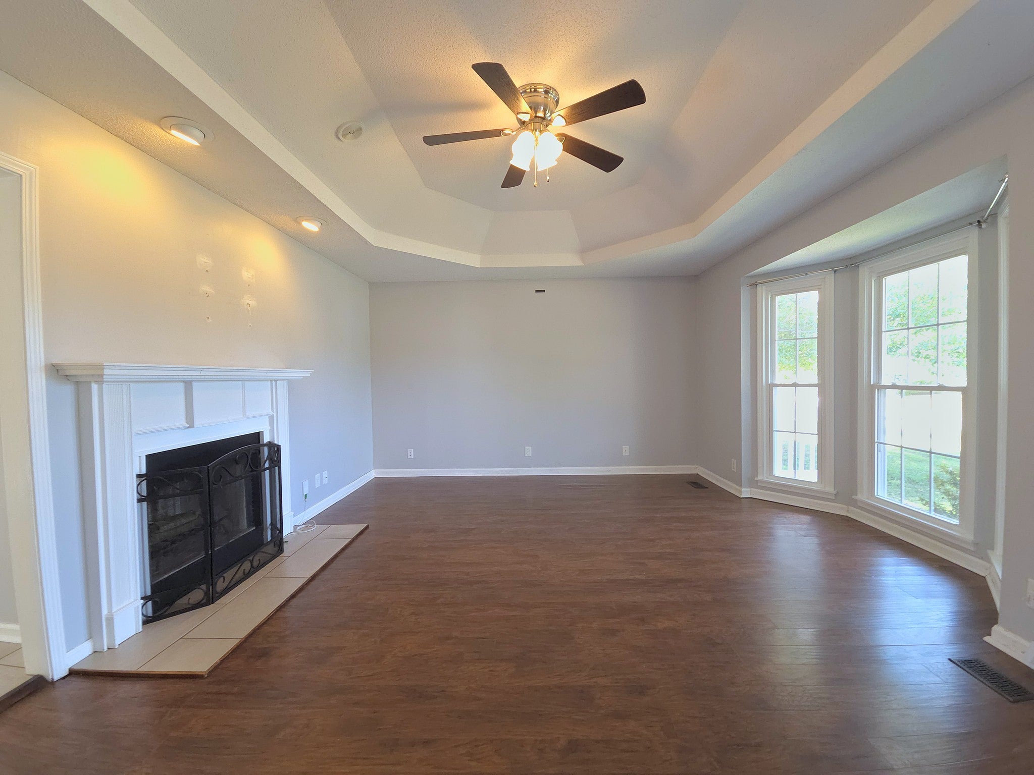 1201 Crystal Dr