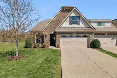 1034 Callaway Dr Lebanon TN 37087