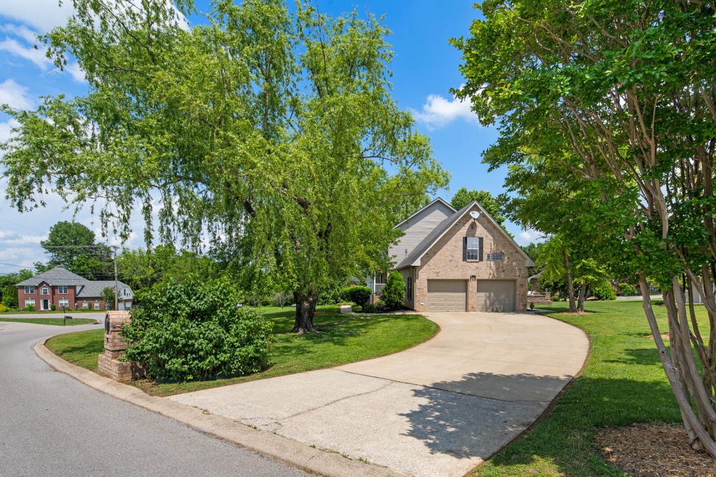 1243 Curtis Dr