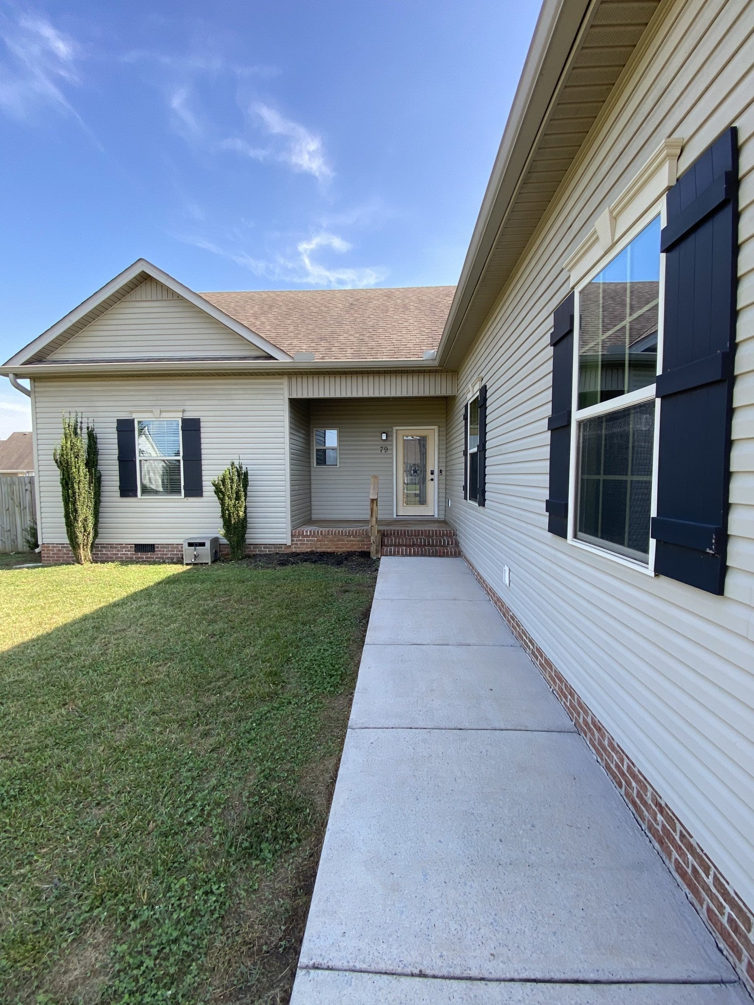 79 Charlotte Dr