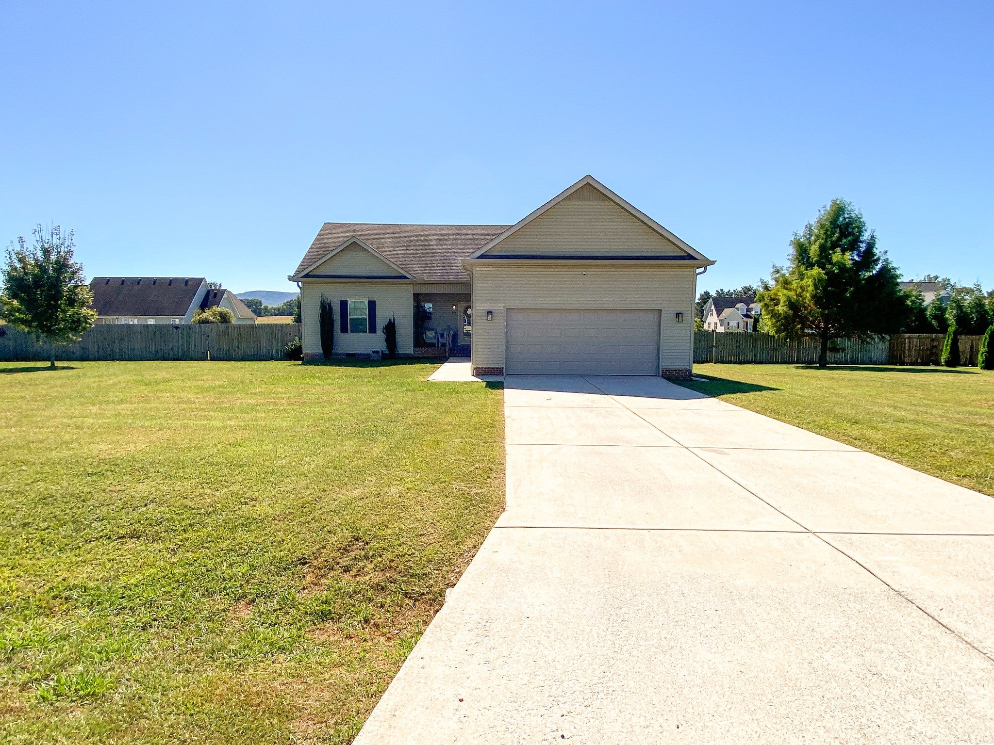 79 Charlotte Dr