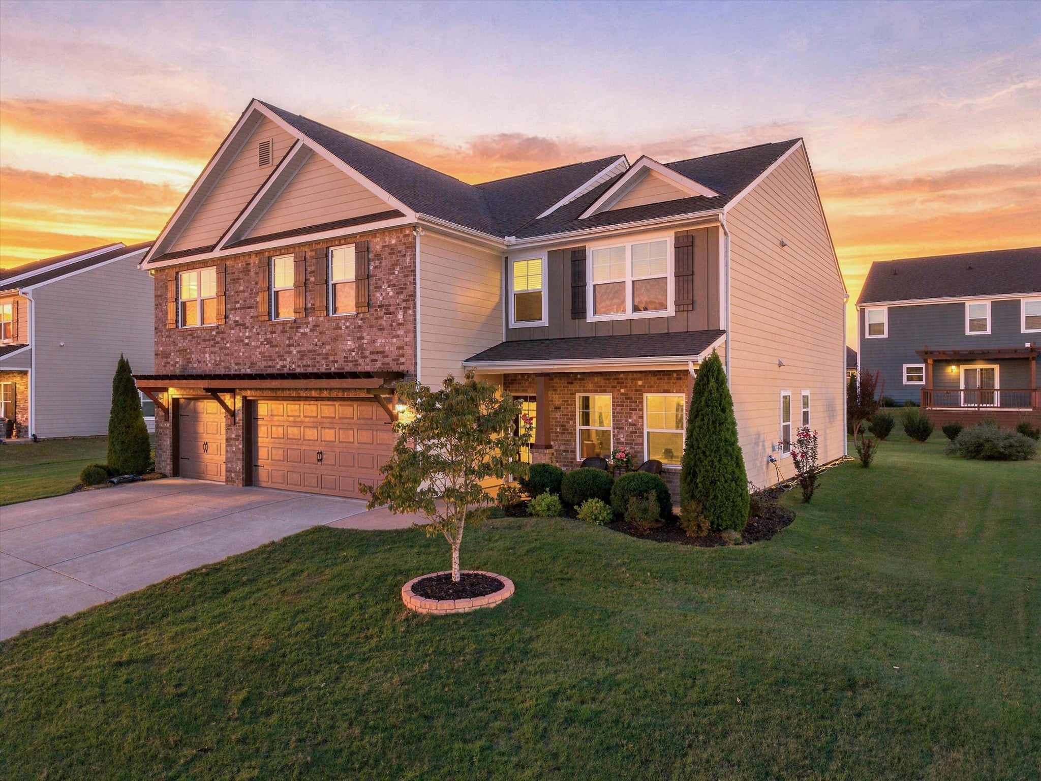 192 Shoreline Trace