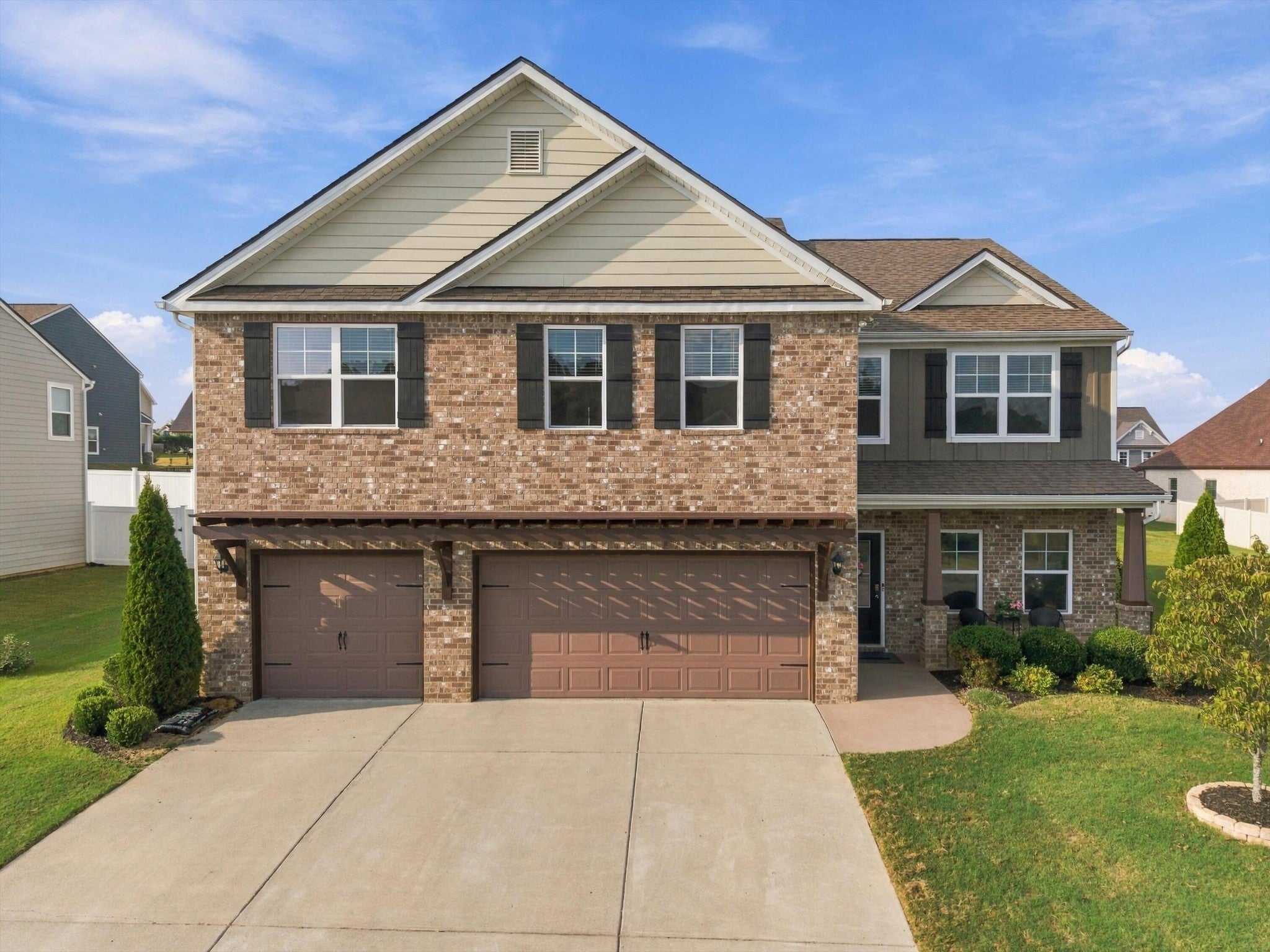 192 Shoreline Trace