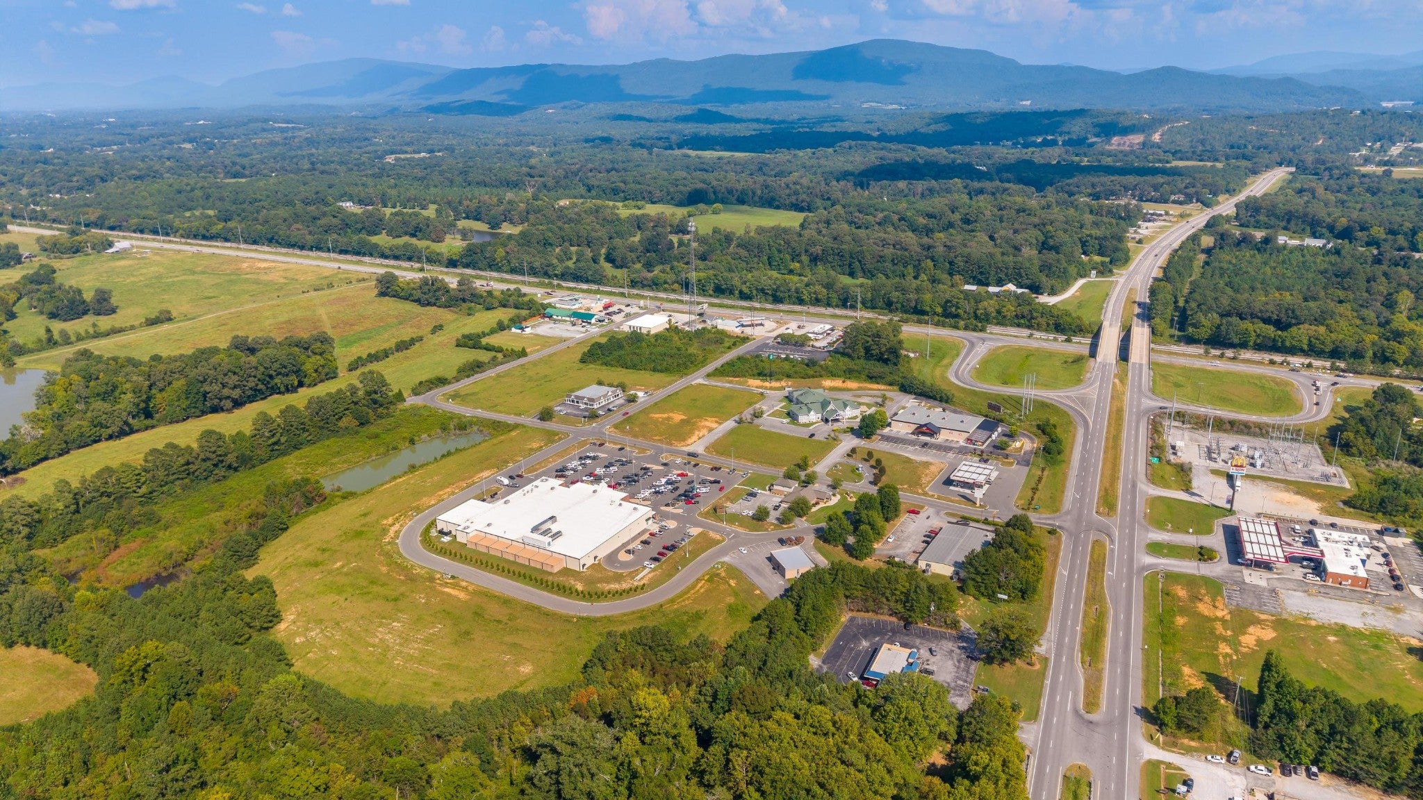 2223 Ocoee Town & Country
