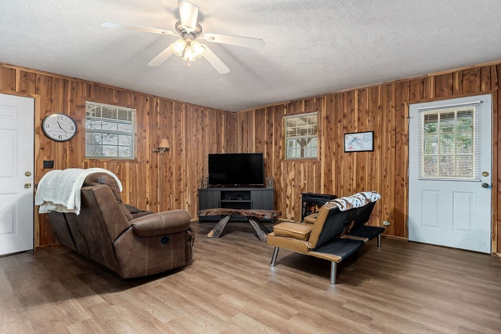 7769 Willow Grove Hwy