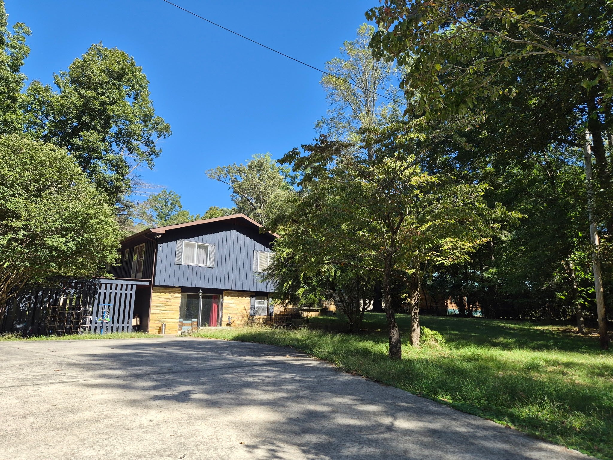 2470 Eastbrook Rd