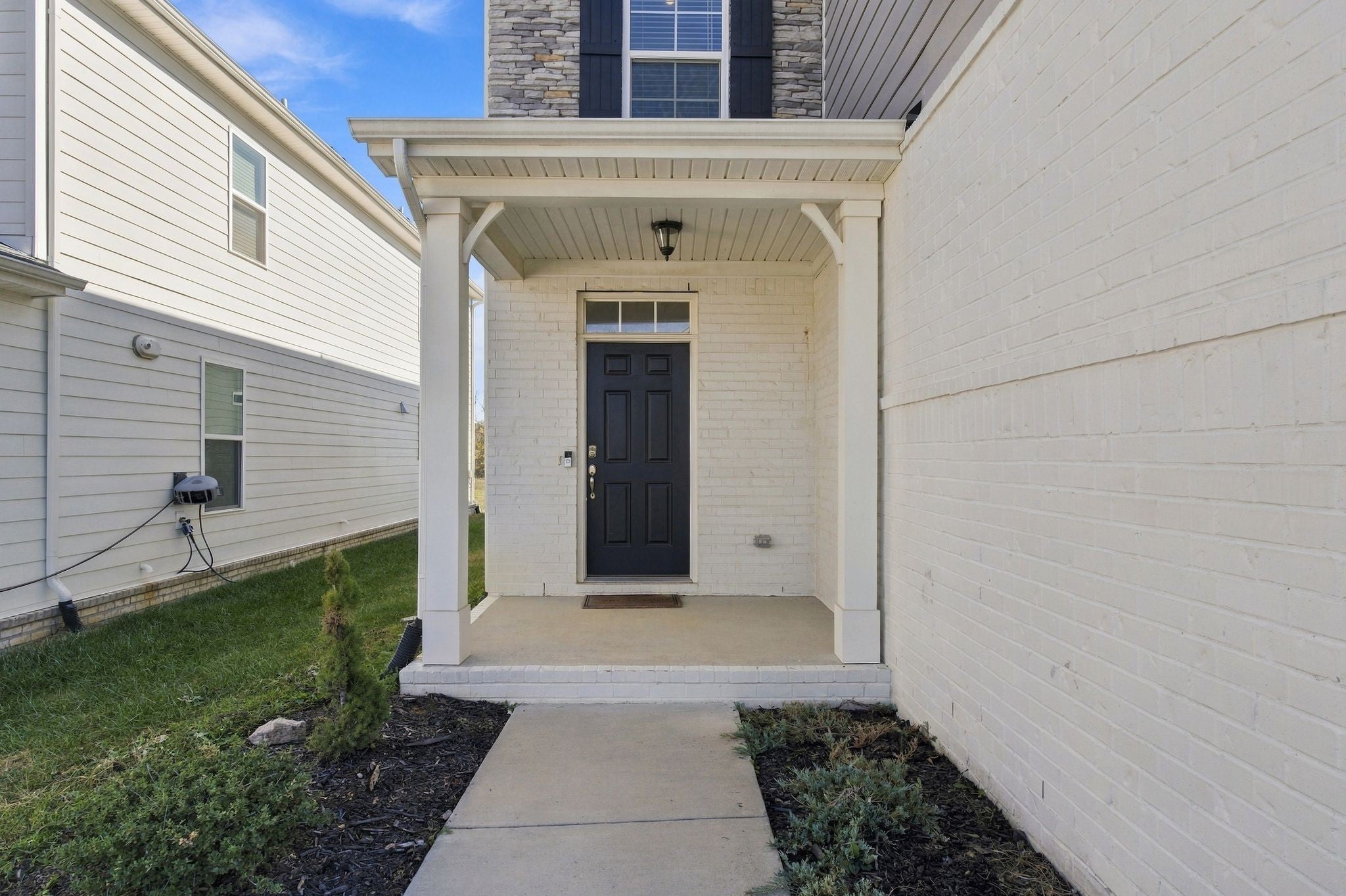522 Red Barn Way