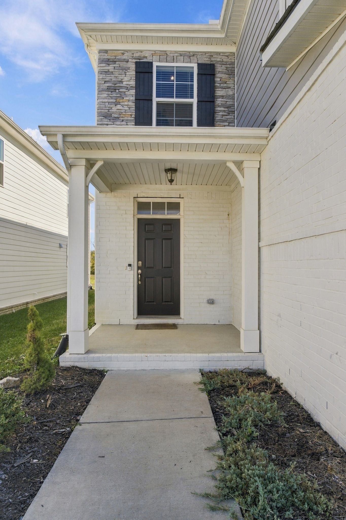 522 Red Barn Way